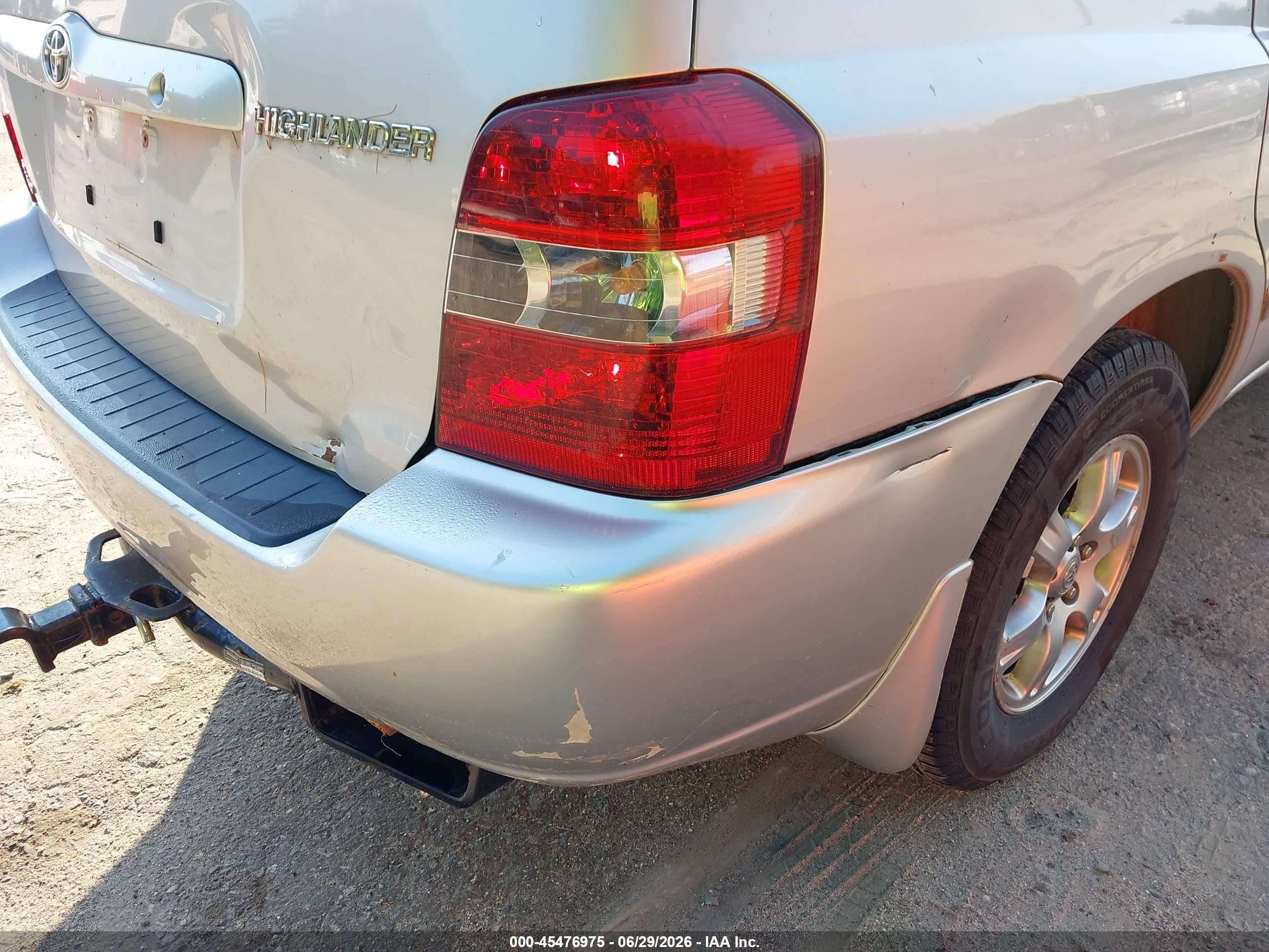 2004 Toyota Highlander V6 Silver vin: JTEEP21A040014129