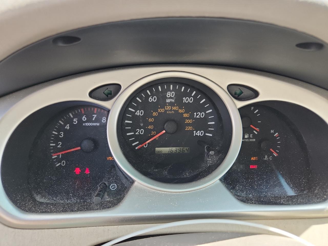 2004 Toyota Highlander Base Gold vin: JTEEP21A040016222 Damage: Warning Light - Abs, On, Unacceptable