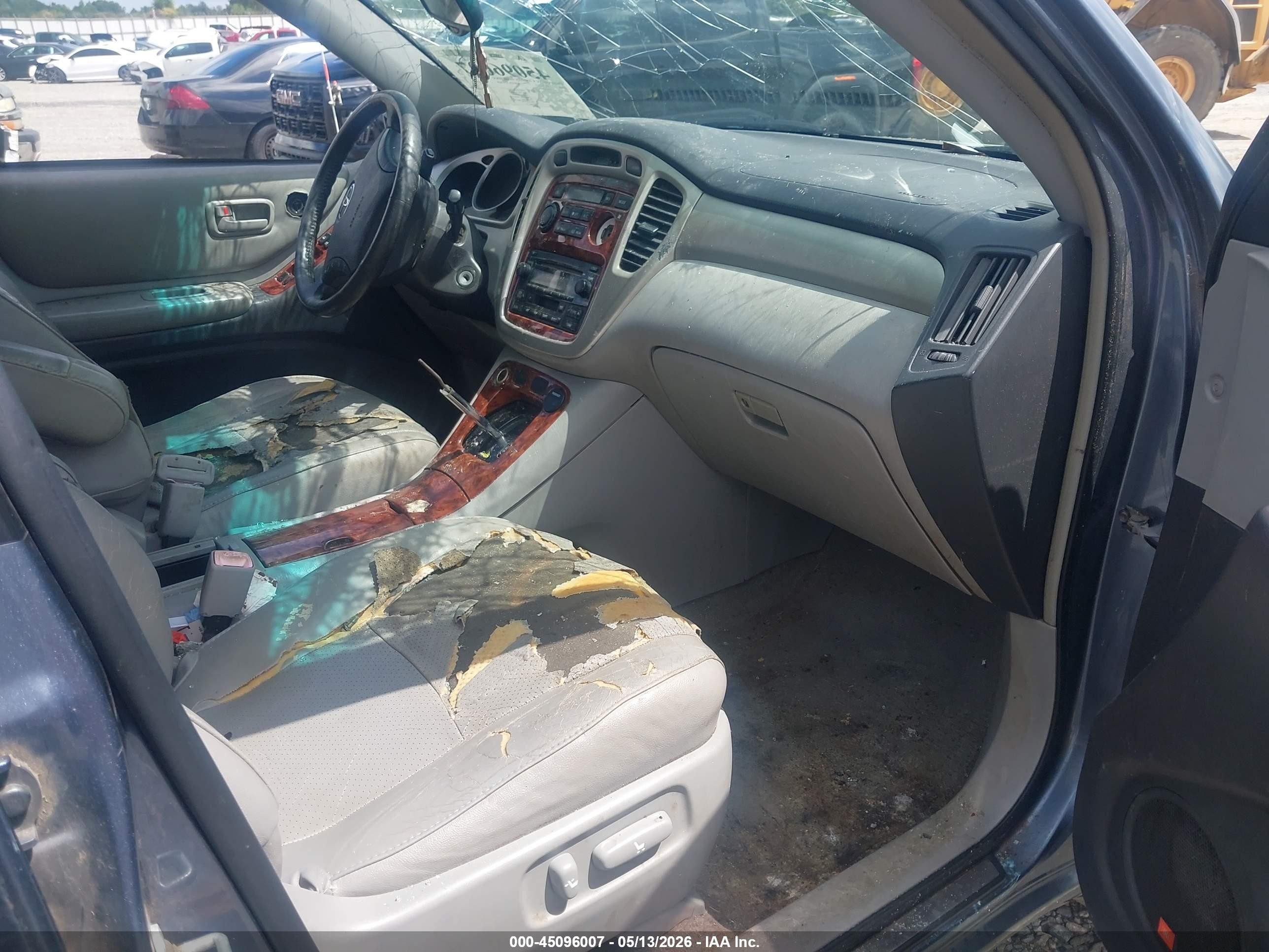 2004 Toyota Highlander Limited V6 Light Blue vin: JTEEP21A040023901