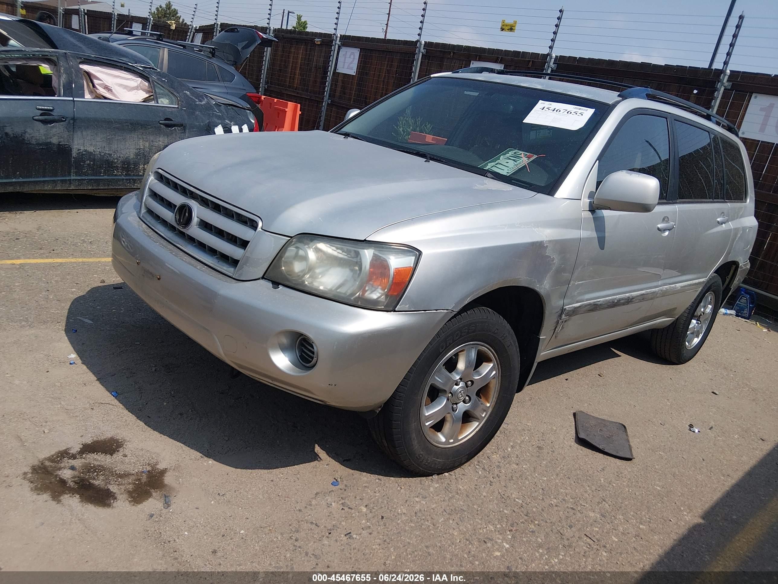2004 Toyota Highlander V6 Серебряный vin: JTEEP21A040044960