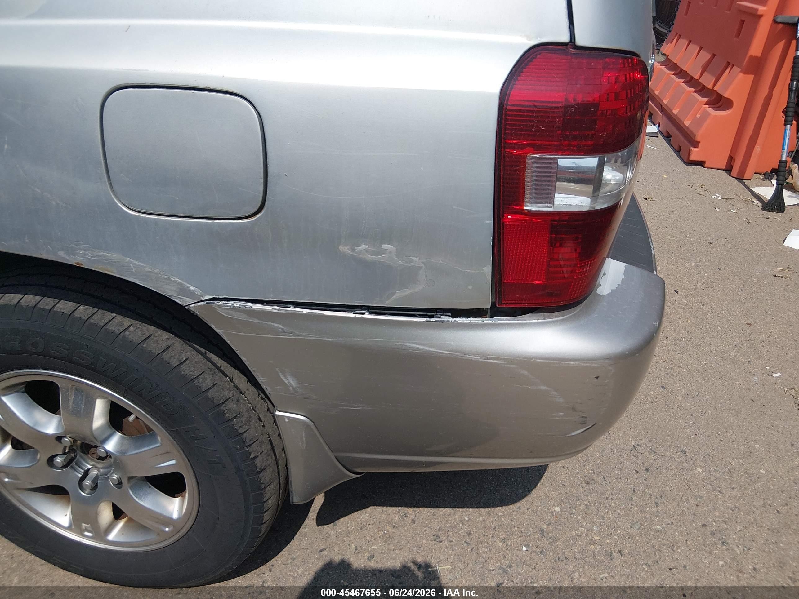 2004 Toyota Highlander V6 Серебряный vin: JTEEP21A040044960