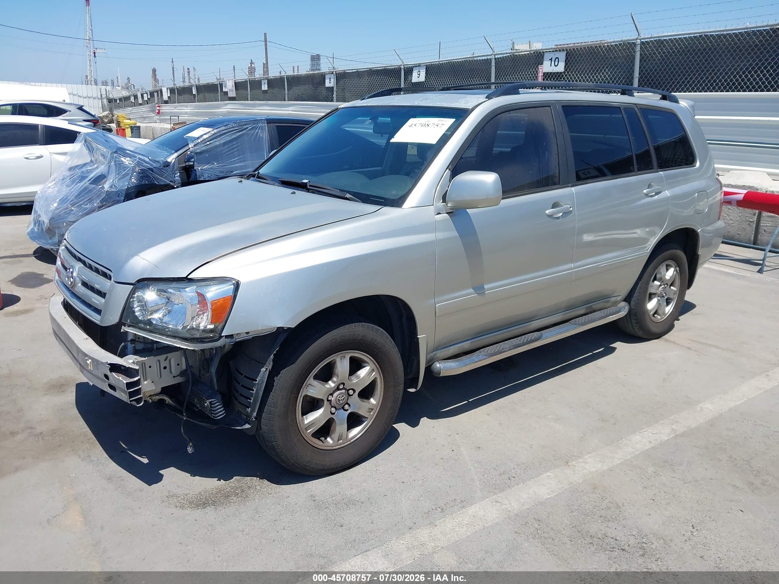 2004 Toyota Highlander V6 Silver vin: JTEEP21A040049916