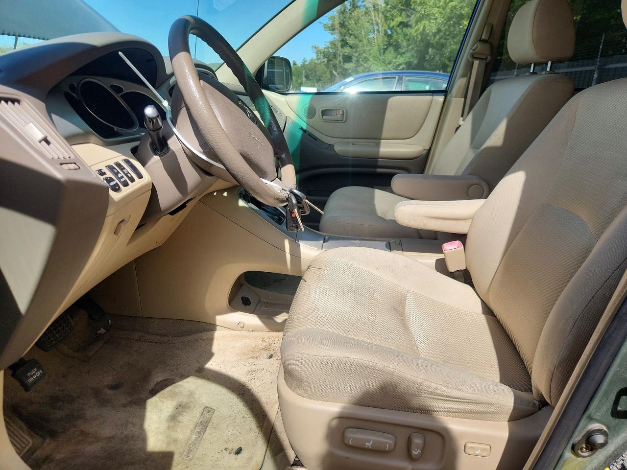 2005 Toyota Highlander Base Green vin: JTEEP21A050097367