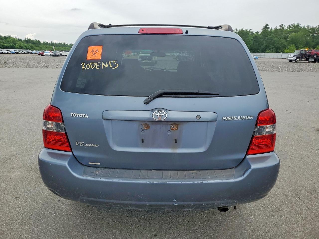 2005 Toyota Highlander Limited Blue vin: JTEEP21A050134823