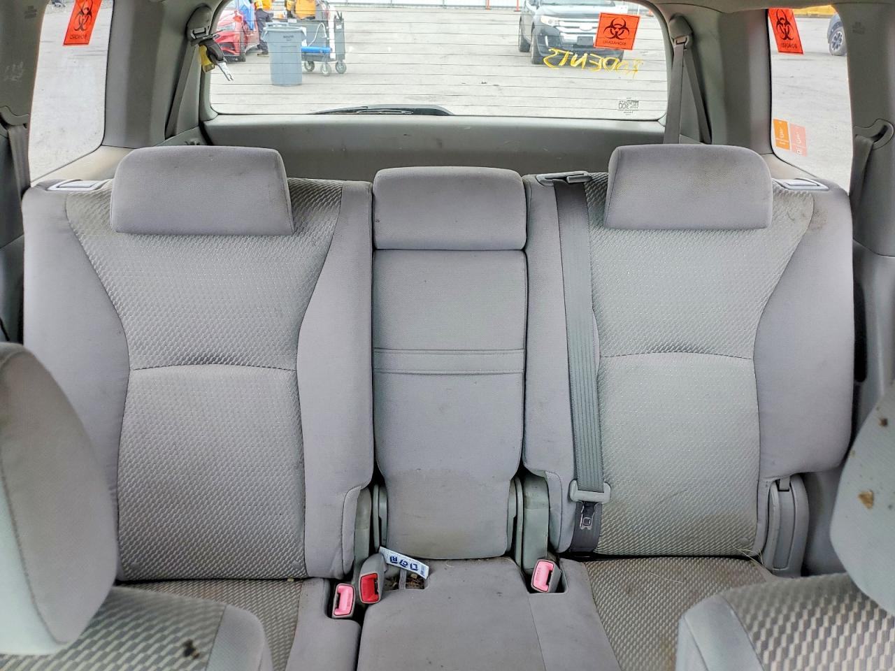 2005 Toyota Highlander Limited Blue vin: JTEEP21A050134823