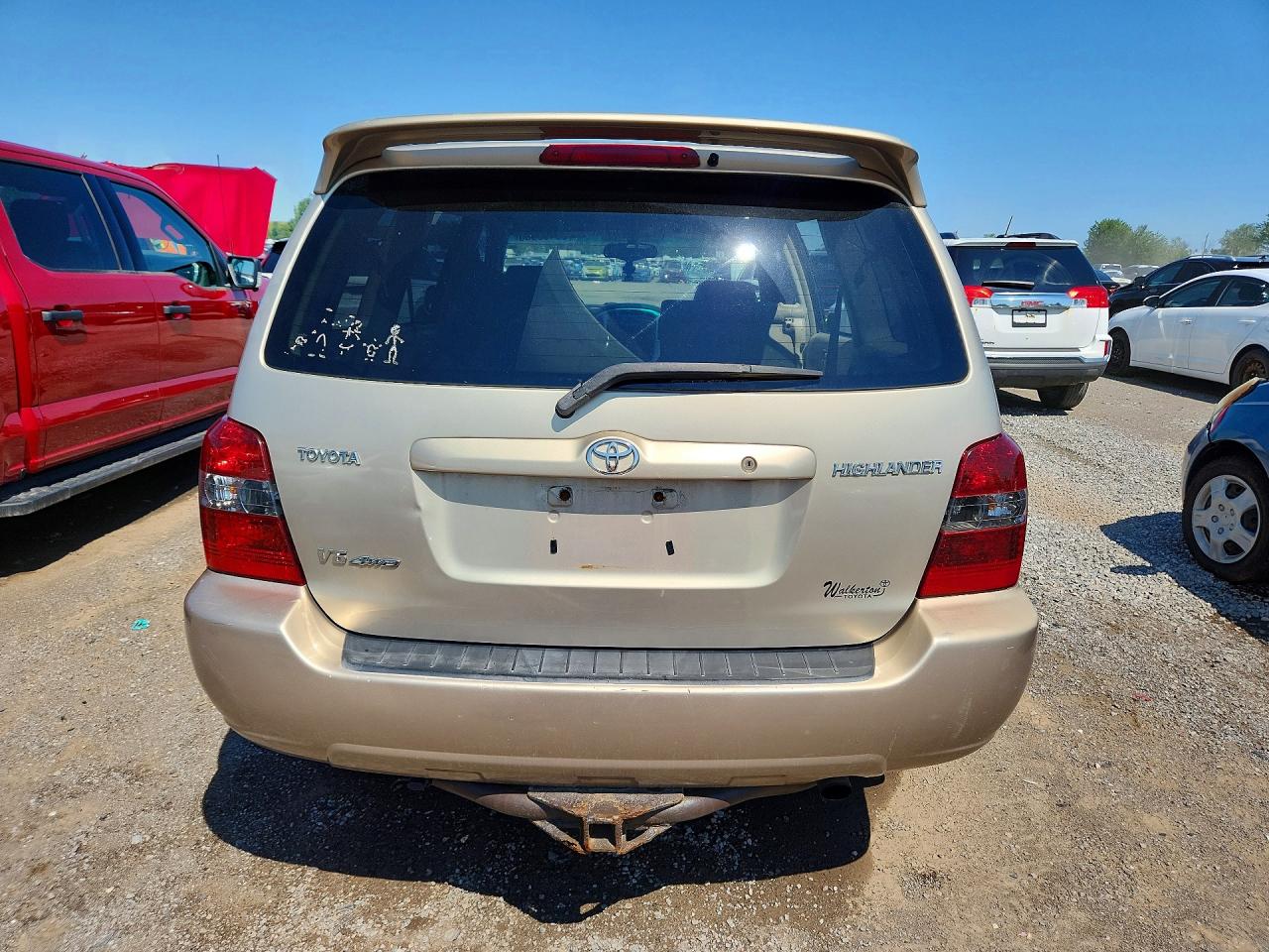 2006 Toyota Highlander Base Cream vin: JTEEP21A060155463