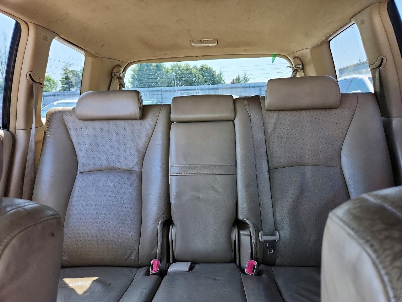 2006 Toyota Highlander Base Cream vin: JTEEP21A060155463