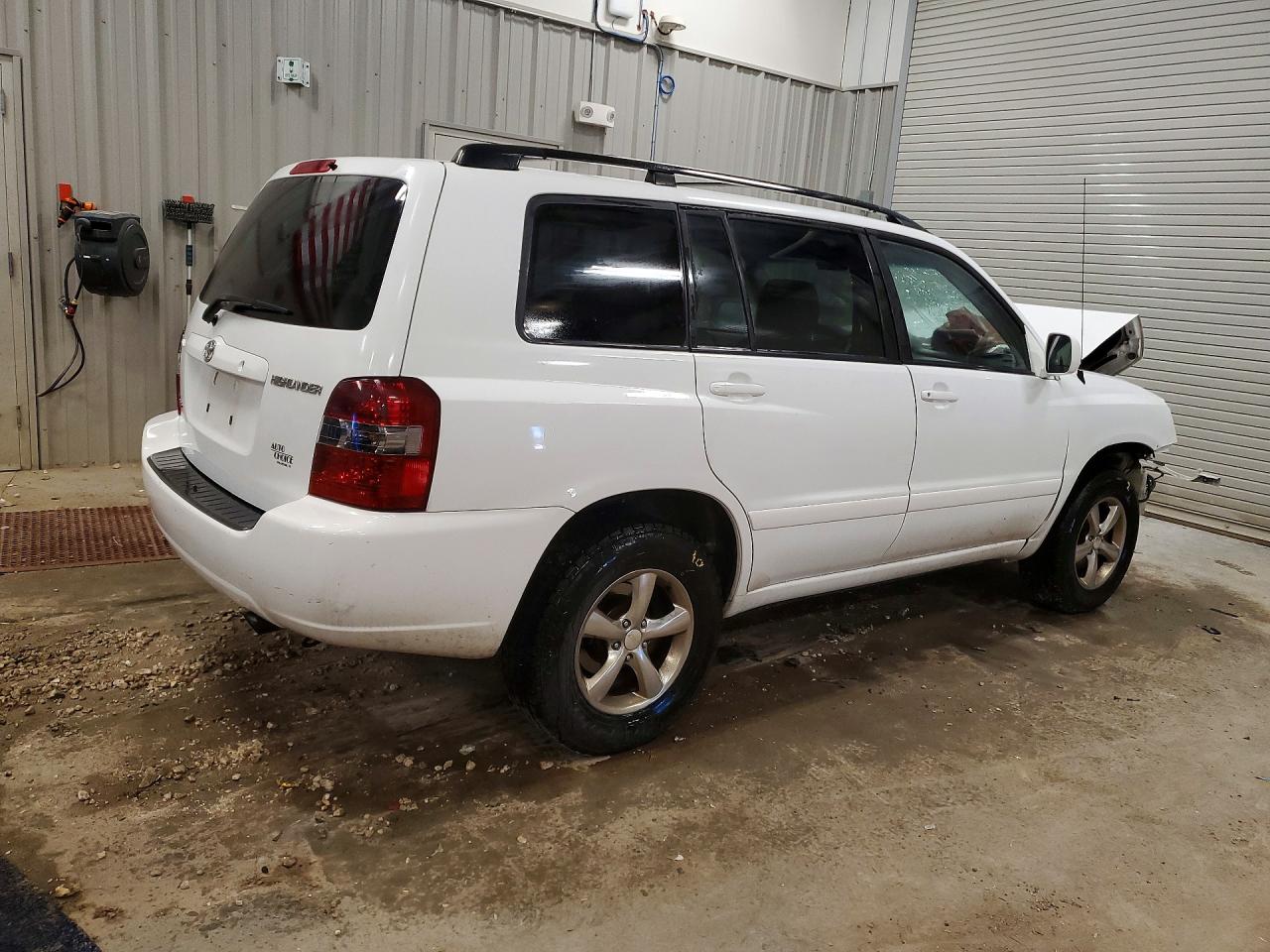 2007 Toyota Highlander Base Белый vin: JTEEP21A070189310