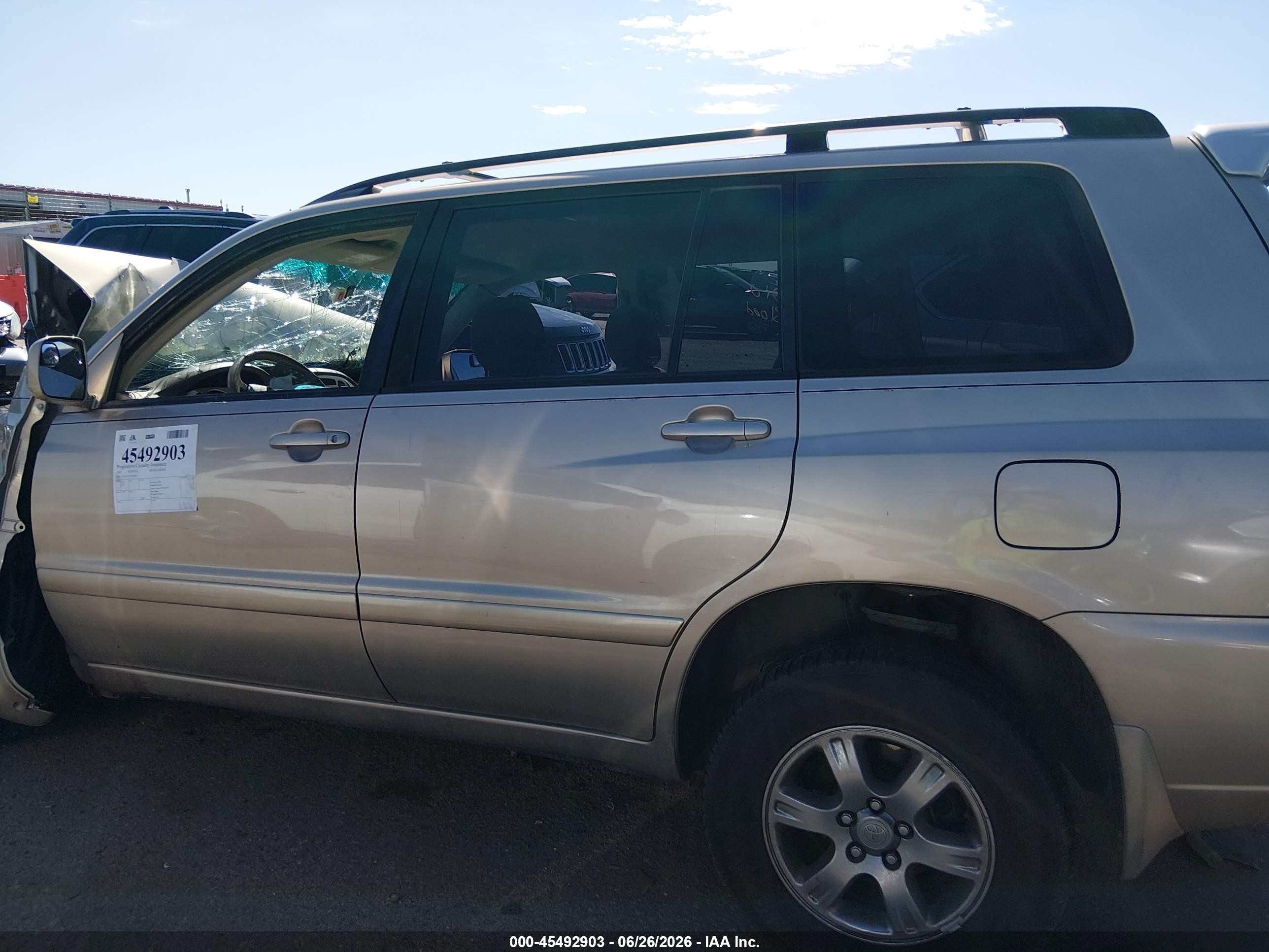 2007 Toyota Highlander 3rd Row Gold vin: JTEEP21A070216845