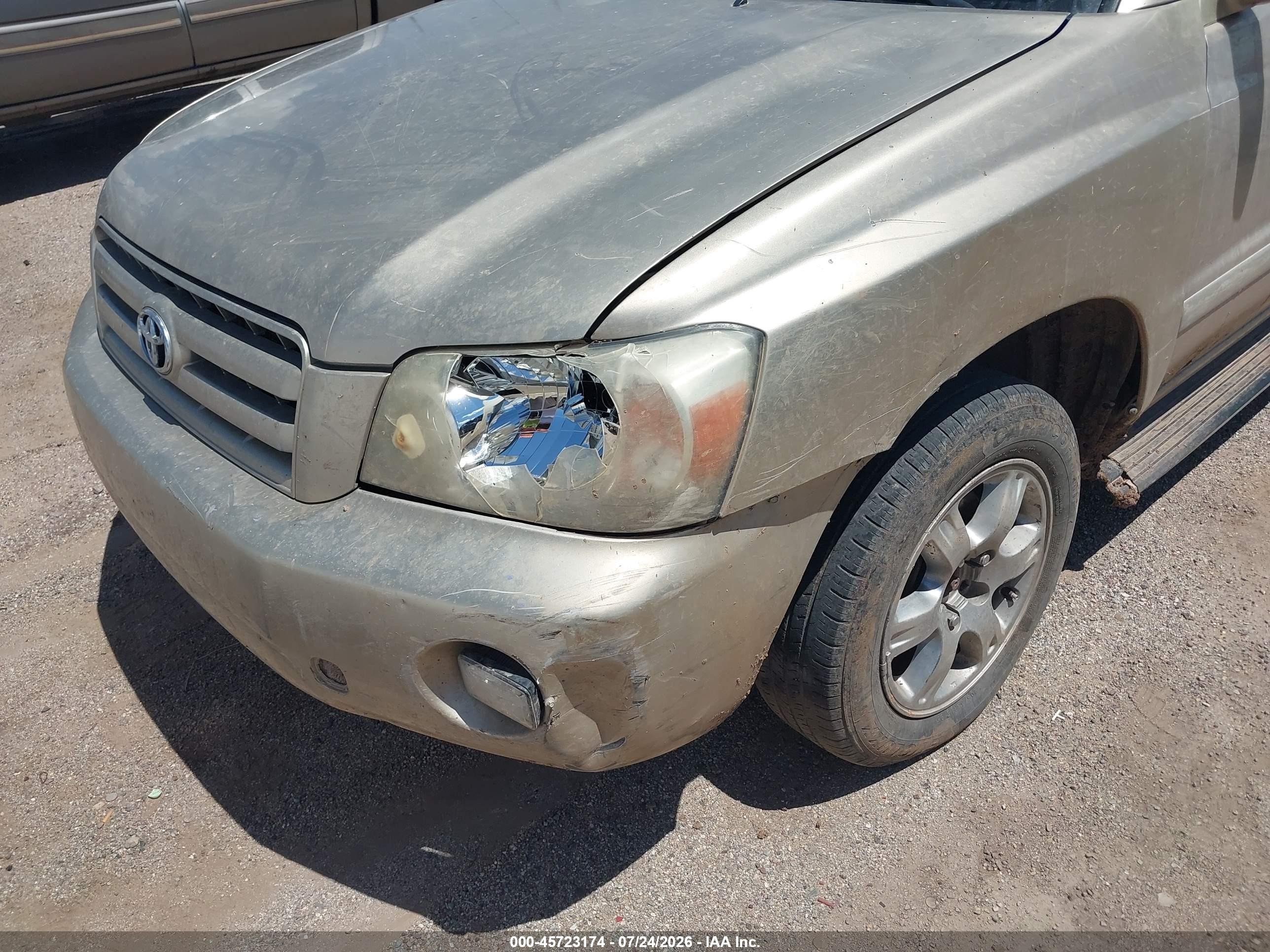 2004 Toyota Highlander V6 Gold vin: JTEEP21A140026449