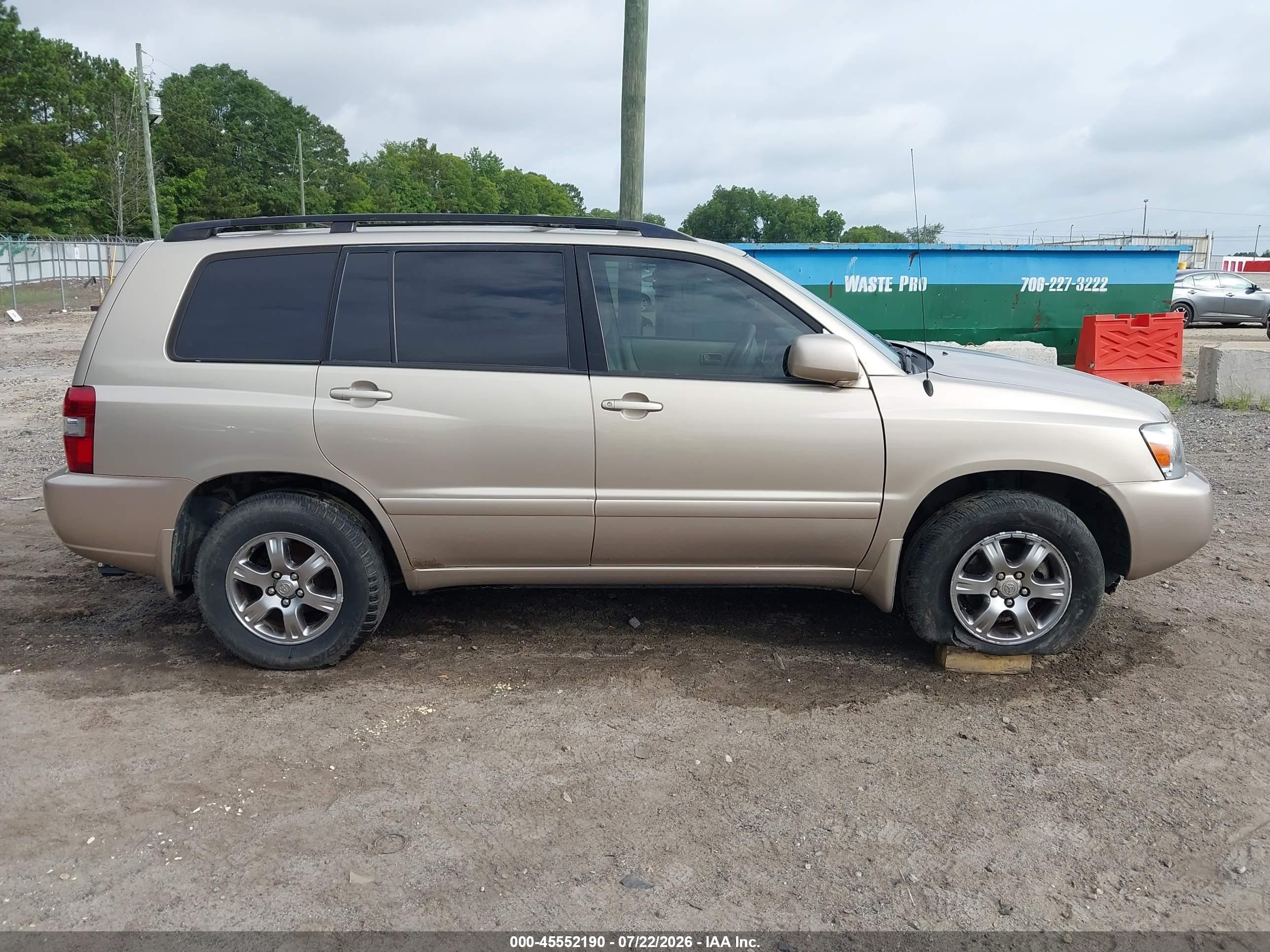 2004 Toyota Highlander V6 Gold vin: JTEEP21A140054316