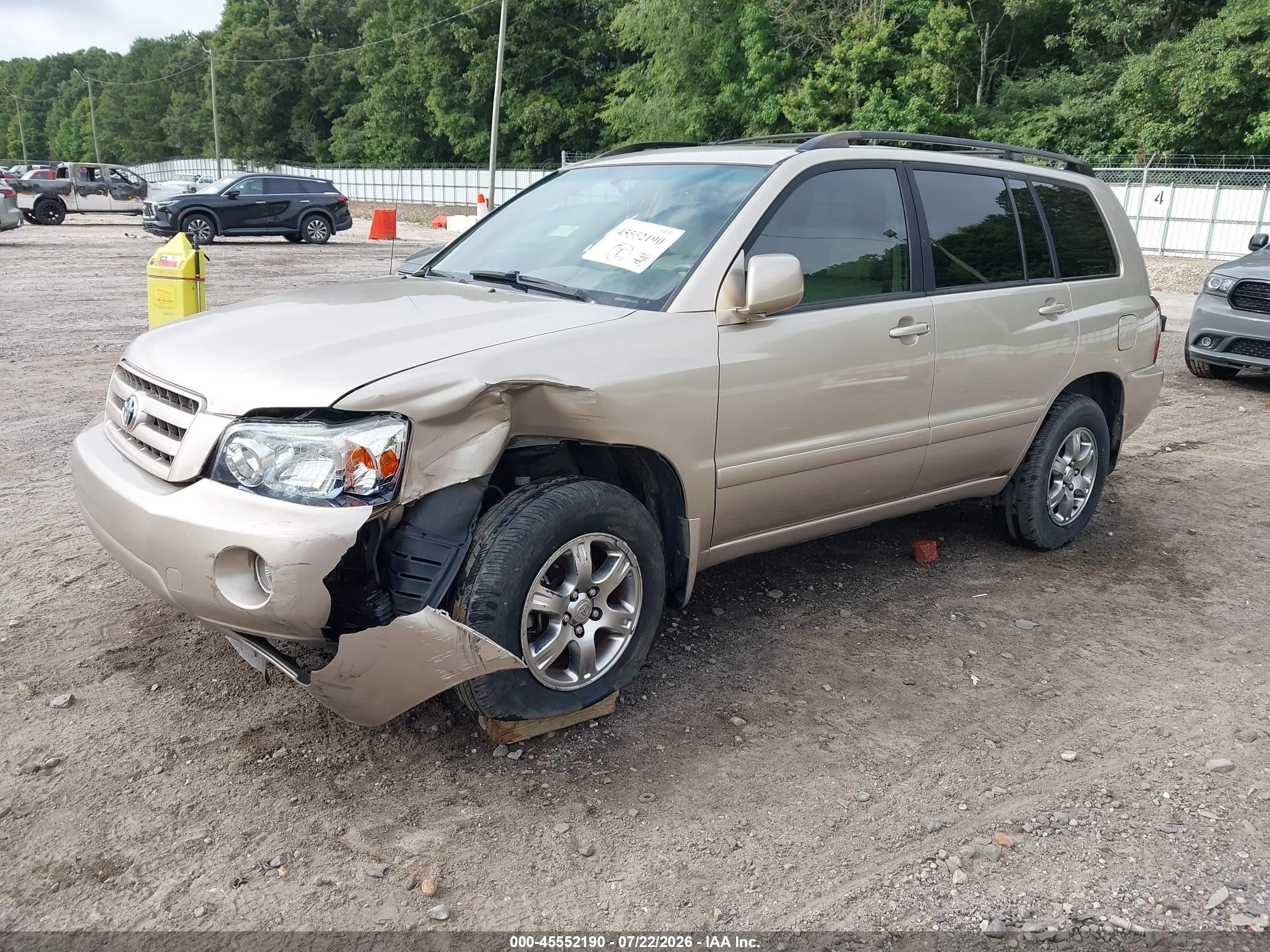 2004 Toyota Highlander V6 Gold vin: JTEEP21A140054316