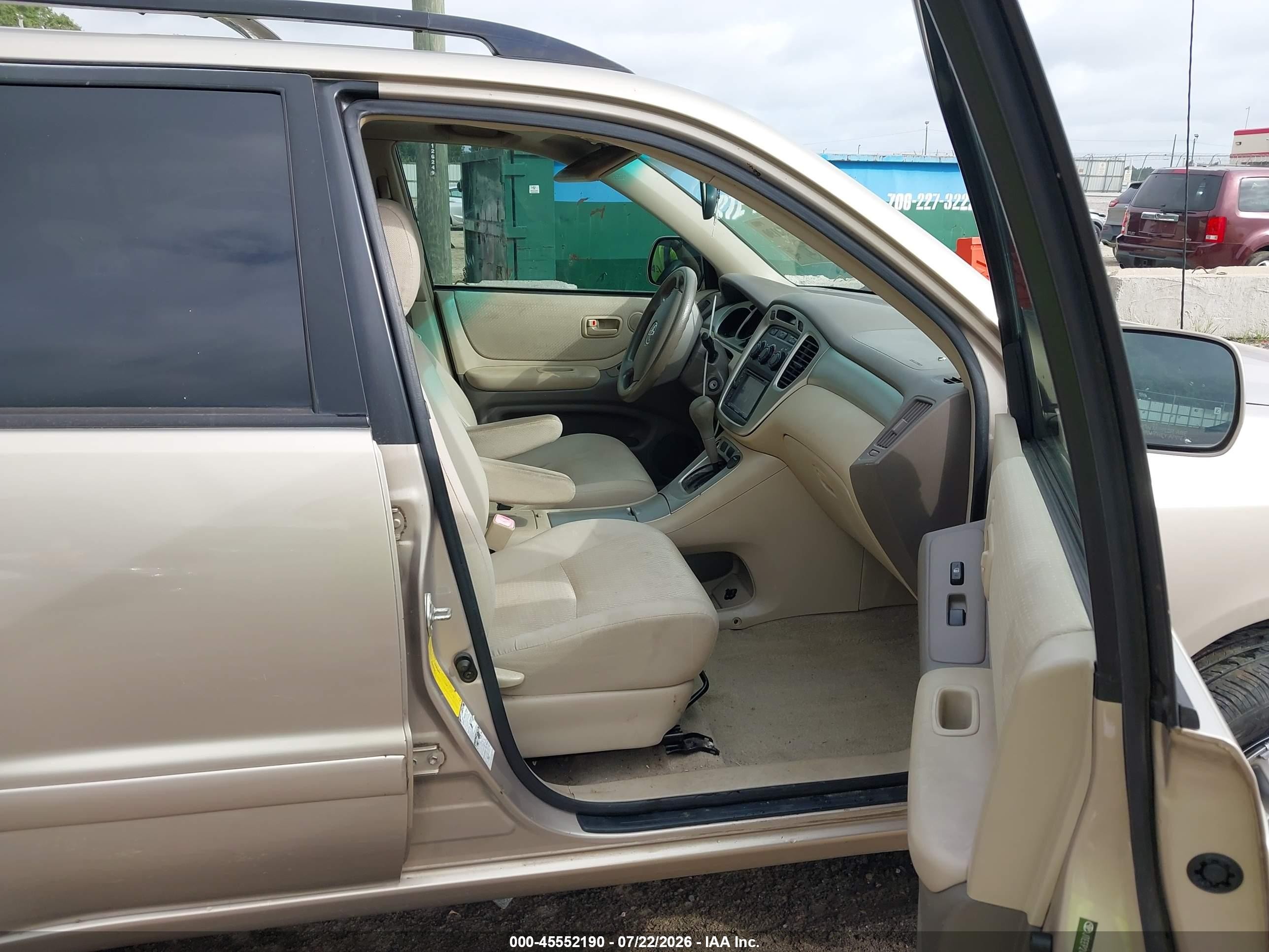 2004 Toyota Highlander V6 Gold vin: JTEEP21A140054316