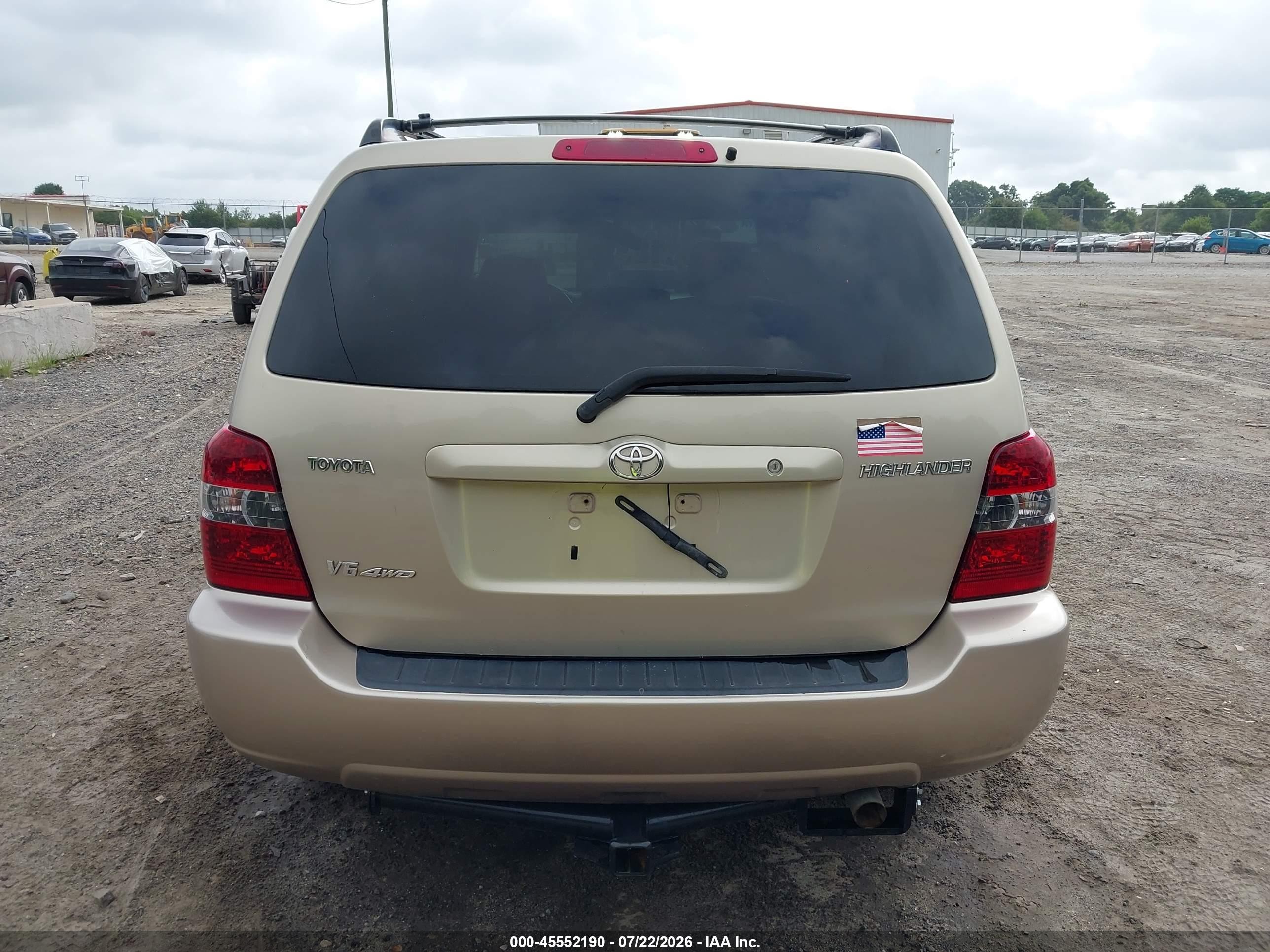 2004 Toyota Highlander V6 Gold vin: JTEEP21A140054316