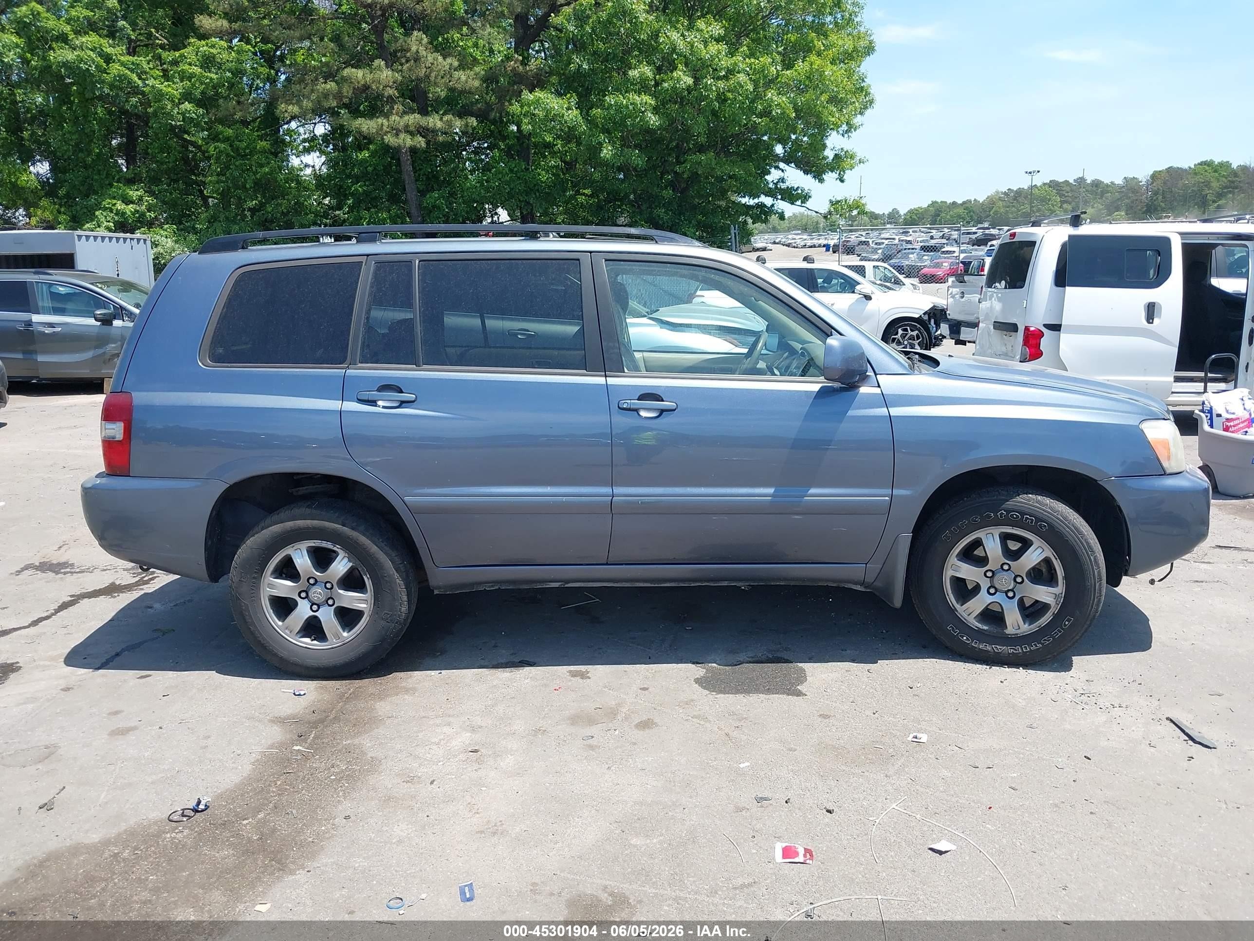2005 Toyota Highlander V6 Light Blue vin: JTEEP21A150126357