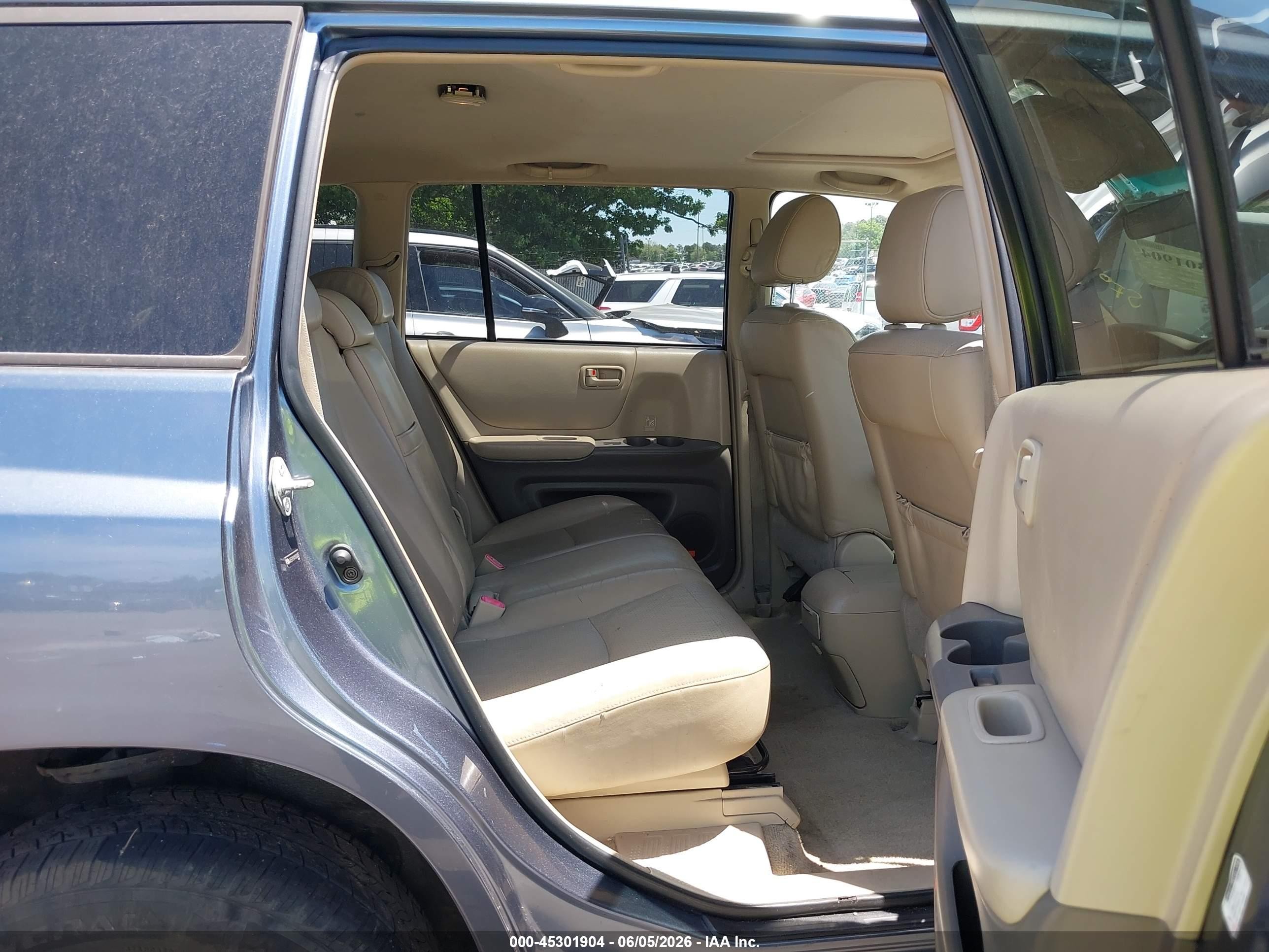 2005 Toyota Highlander V6 Light Blue vin: JTEEP21A150126357