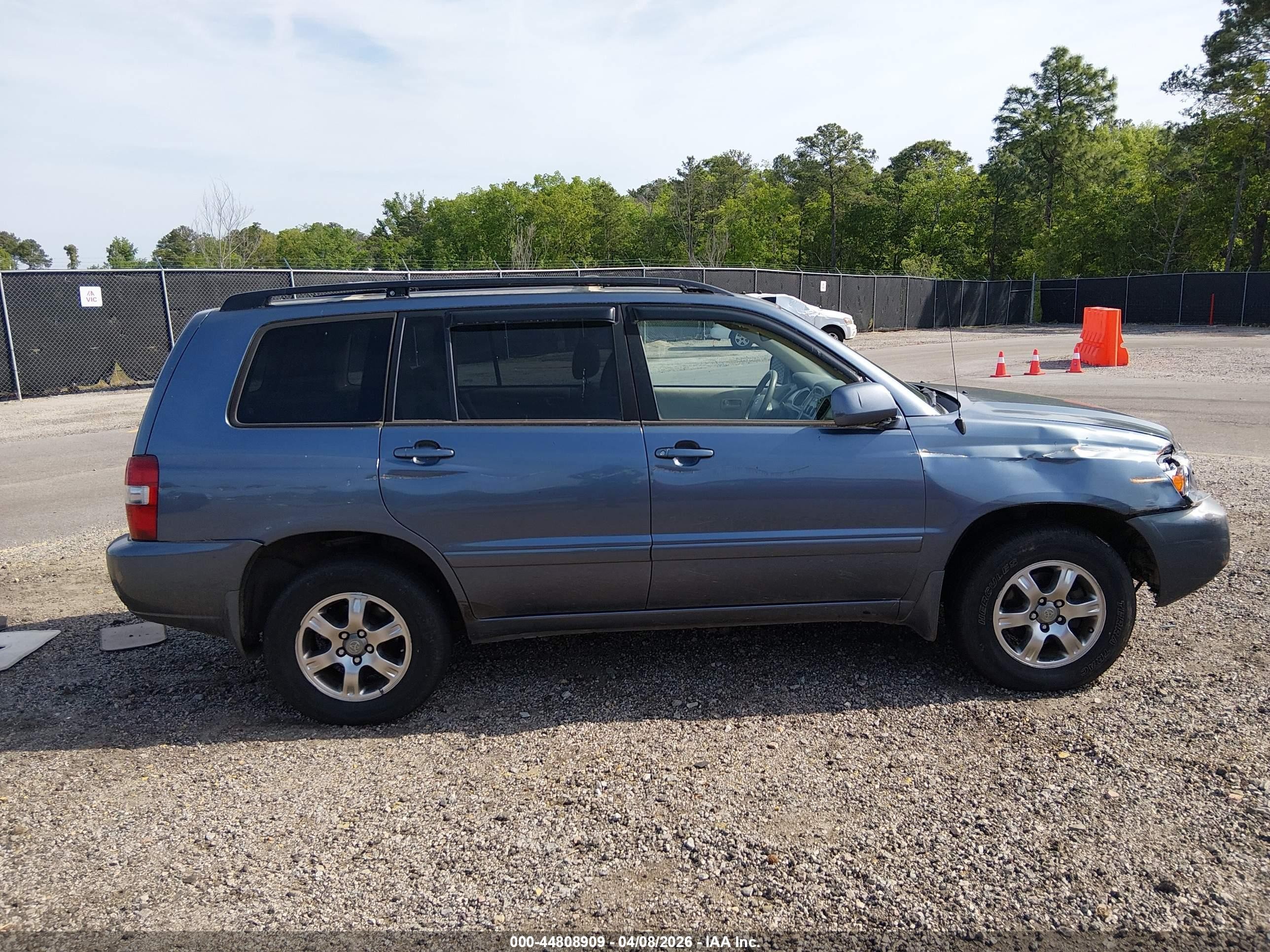 2006 Toyota Highlander V6 Gray vin: JTEEP21A160155004