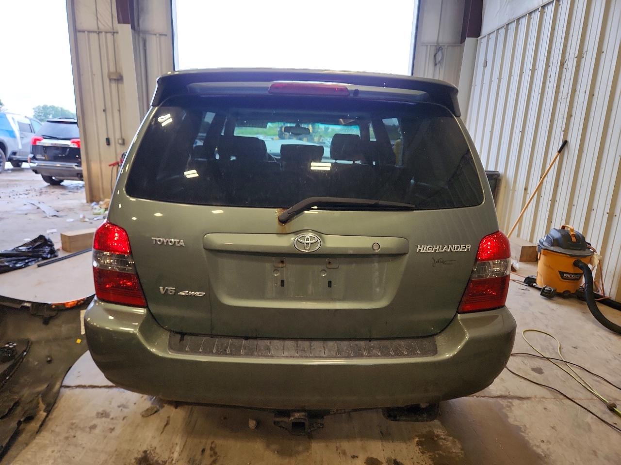 2006 Toyota Highlander Limited Green vin: JTEEP21A160166360