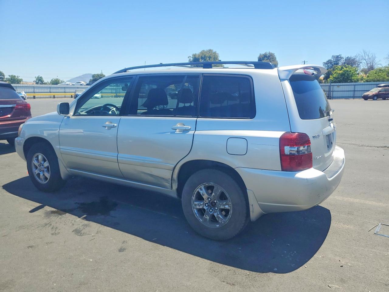 2007 Toyota Highlander Base Silver vin: JTEEP21A170231161