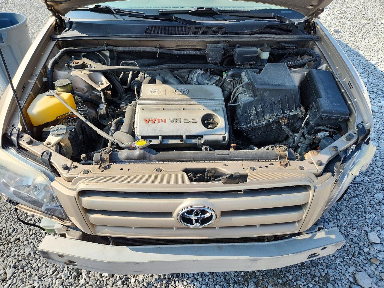 2004 Toyota Highlander Limited Gold vin: JTEEP21A240029036