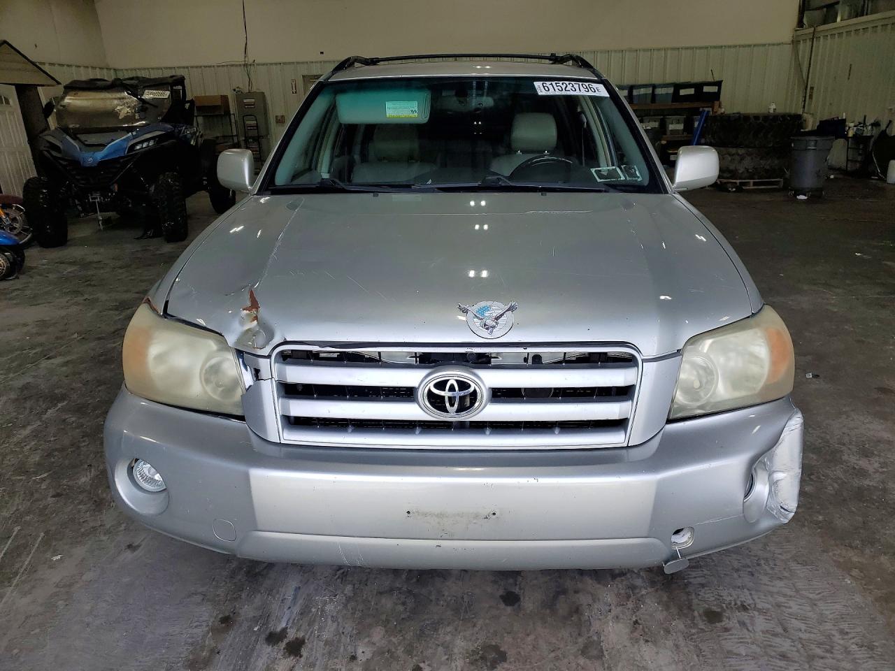 2004 Toyota Highlander Limited Silver vin: JTEEP21A240044944