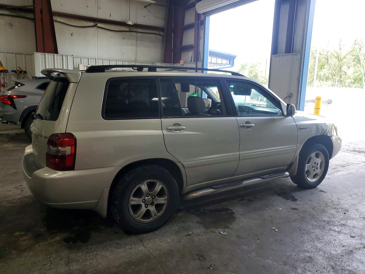 2004 Toyota Highlander Limited Silver vin: JTEEP21A240044944