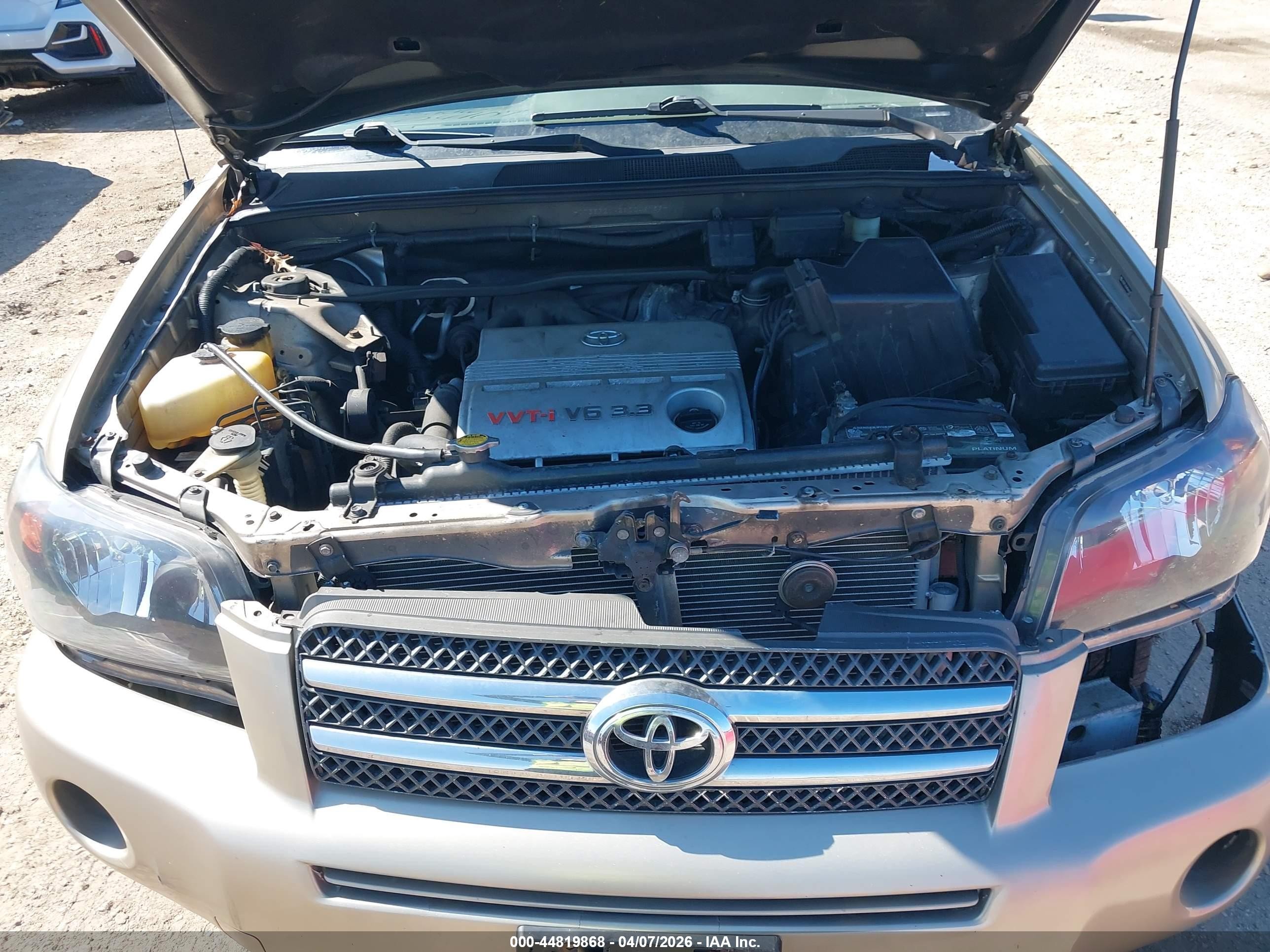 2004 Toyota Highlander V6 Gold vin: JTEEP21A240046189
