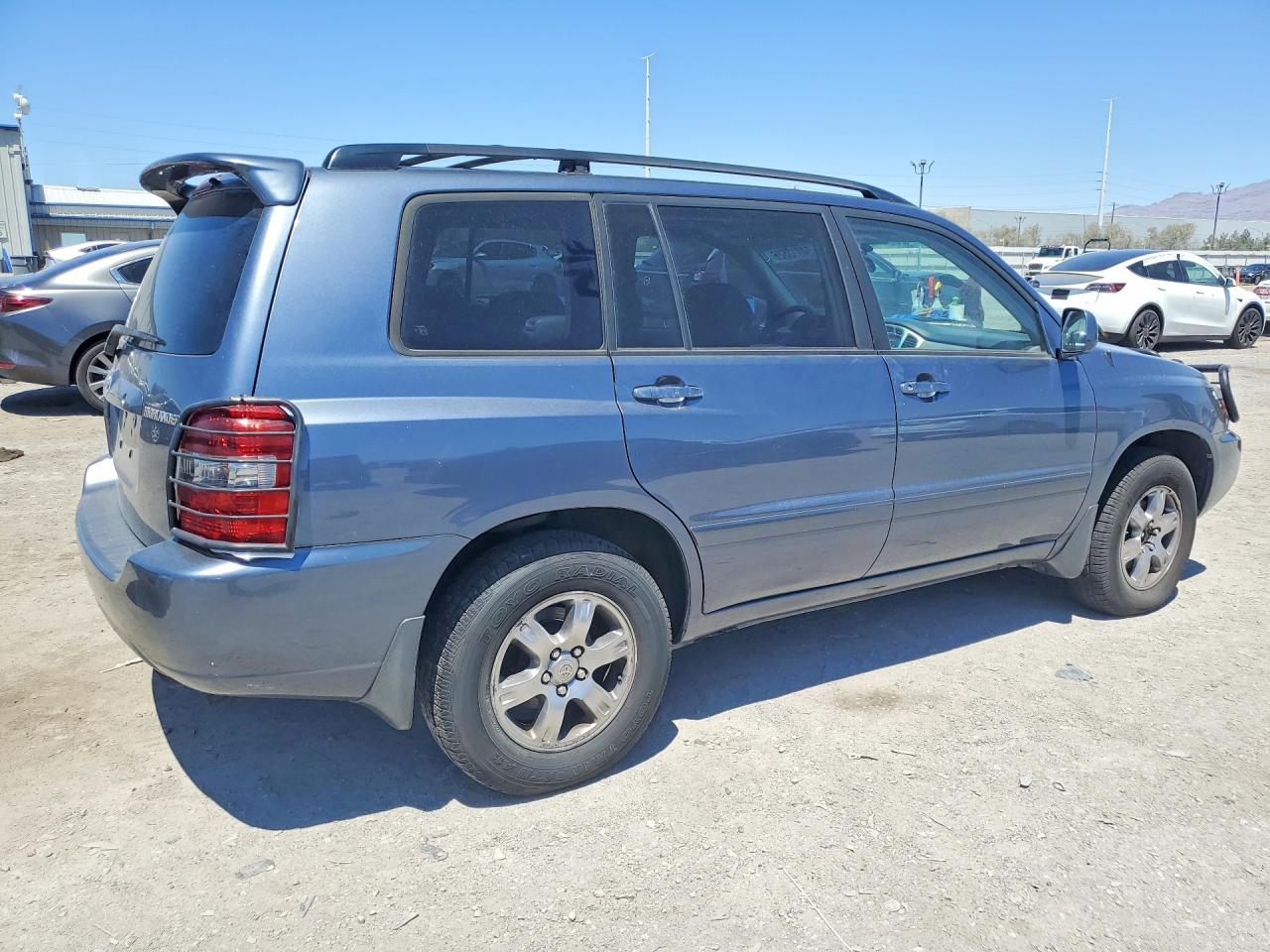 2004 Toyt Highlander Gray vin: JTEEP21A240052882