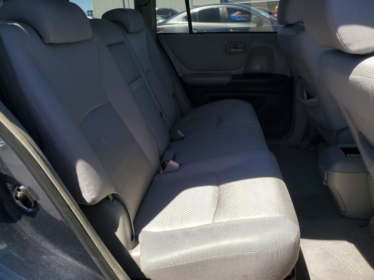 2004 Toyt Highlander Gray vin: JTEEP21A240052882
