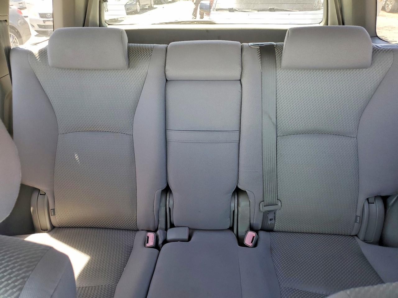 2004 Toyt Highlander Gray vin: JTEEP21A240052882