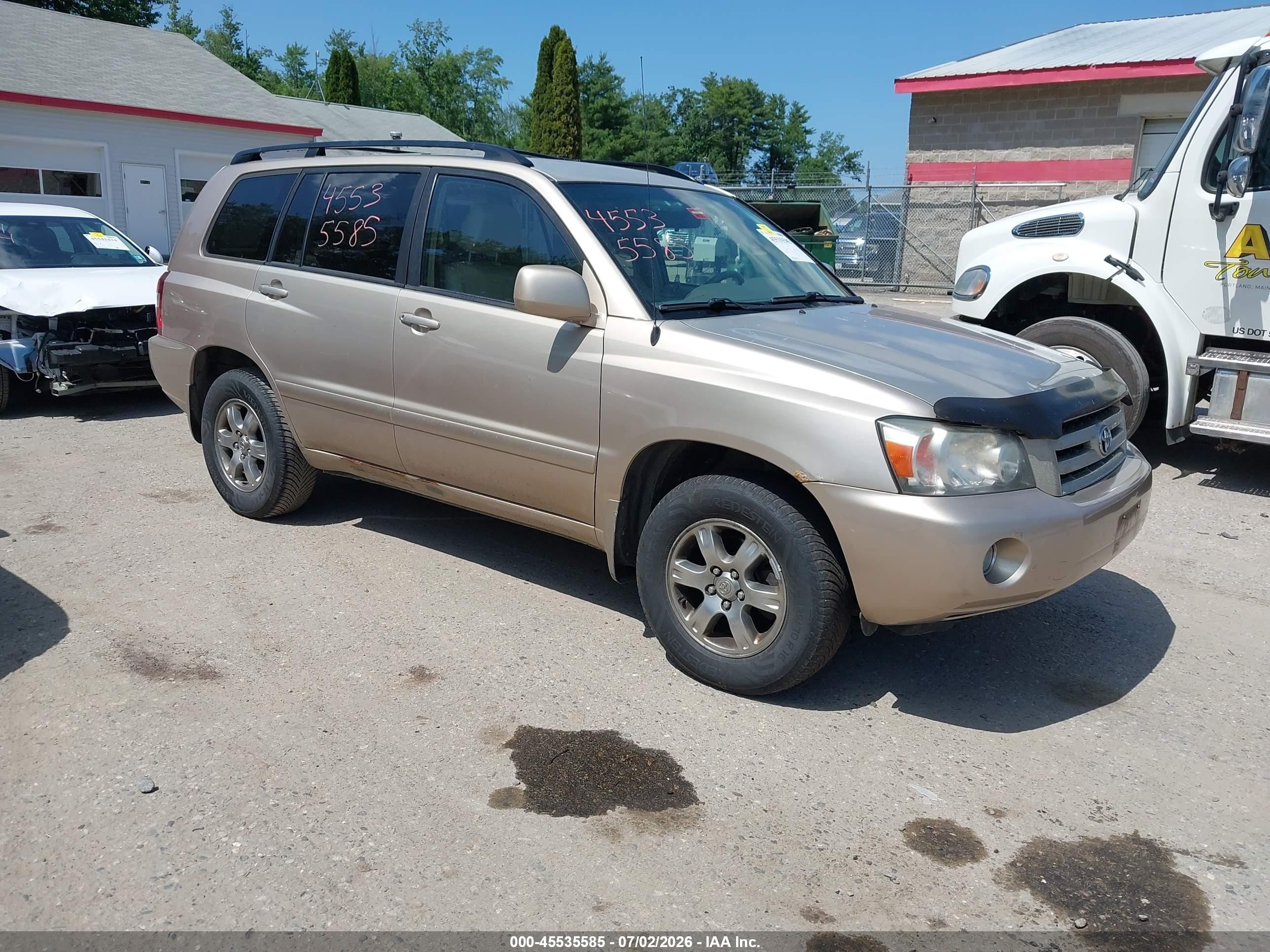 2005 Toyota Highlander V6 Tan vin: JTEEP21A250088024
