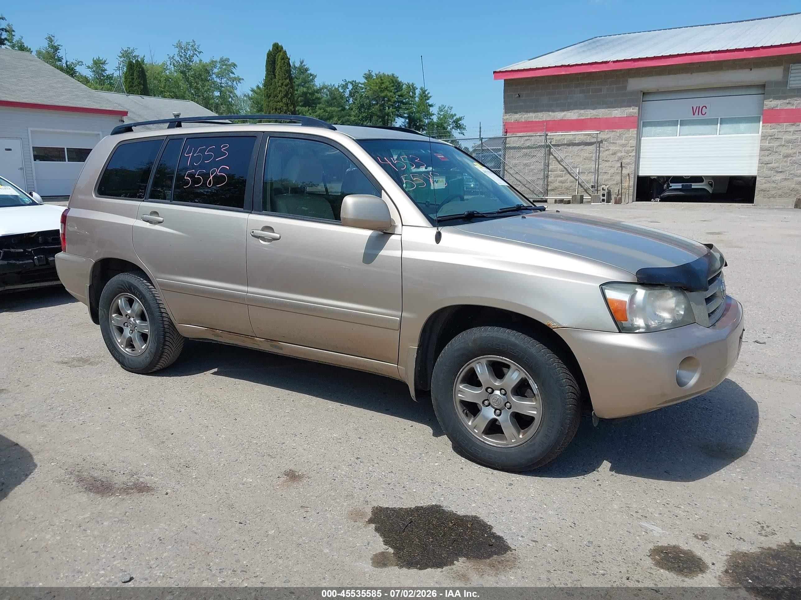 2005 Toyota Highlander V6 Tan vin: JTEEP21A250088024