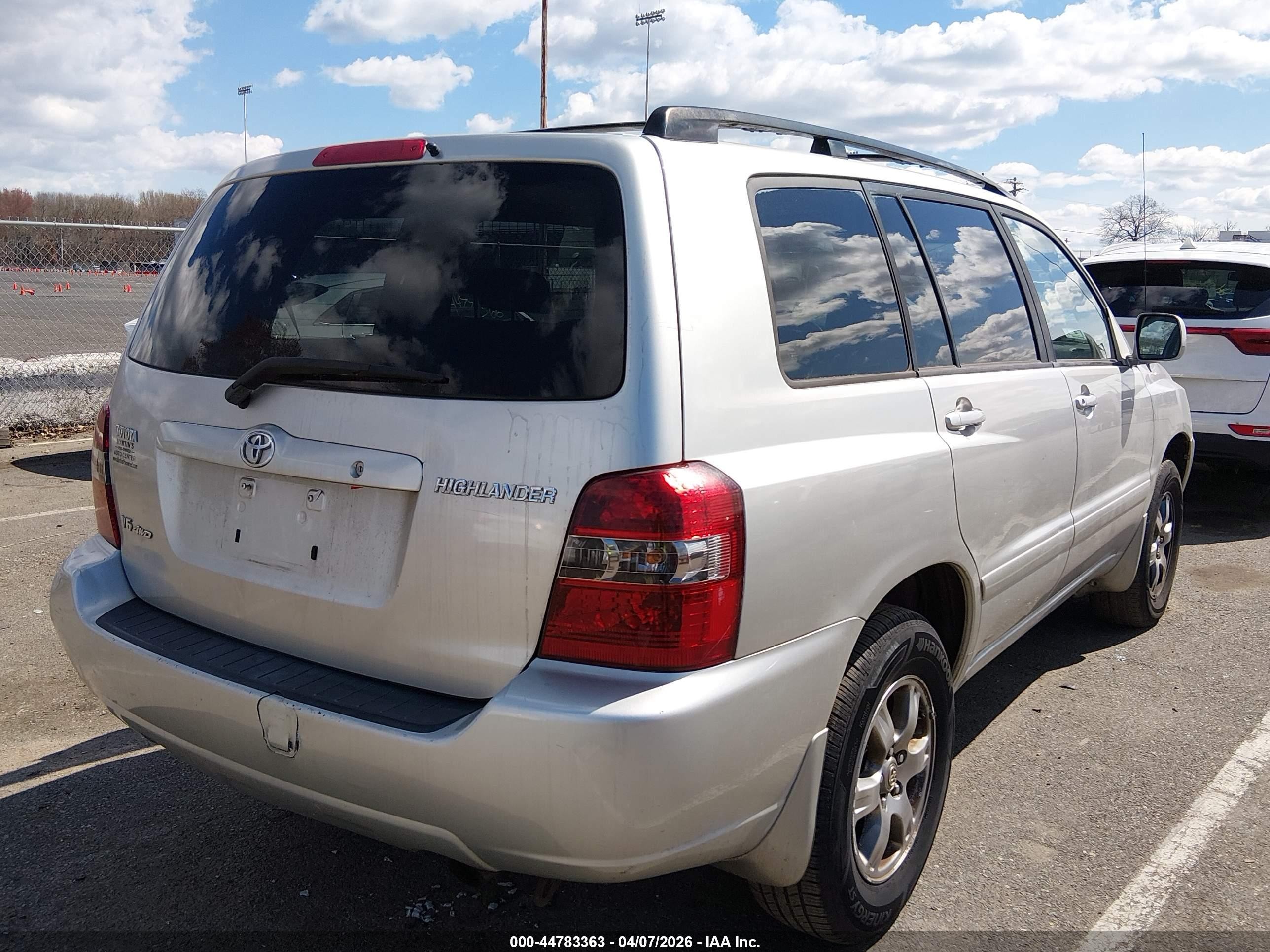 2006 Toyota Highlander V6 Silver vin: JTEEP21A260158588