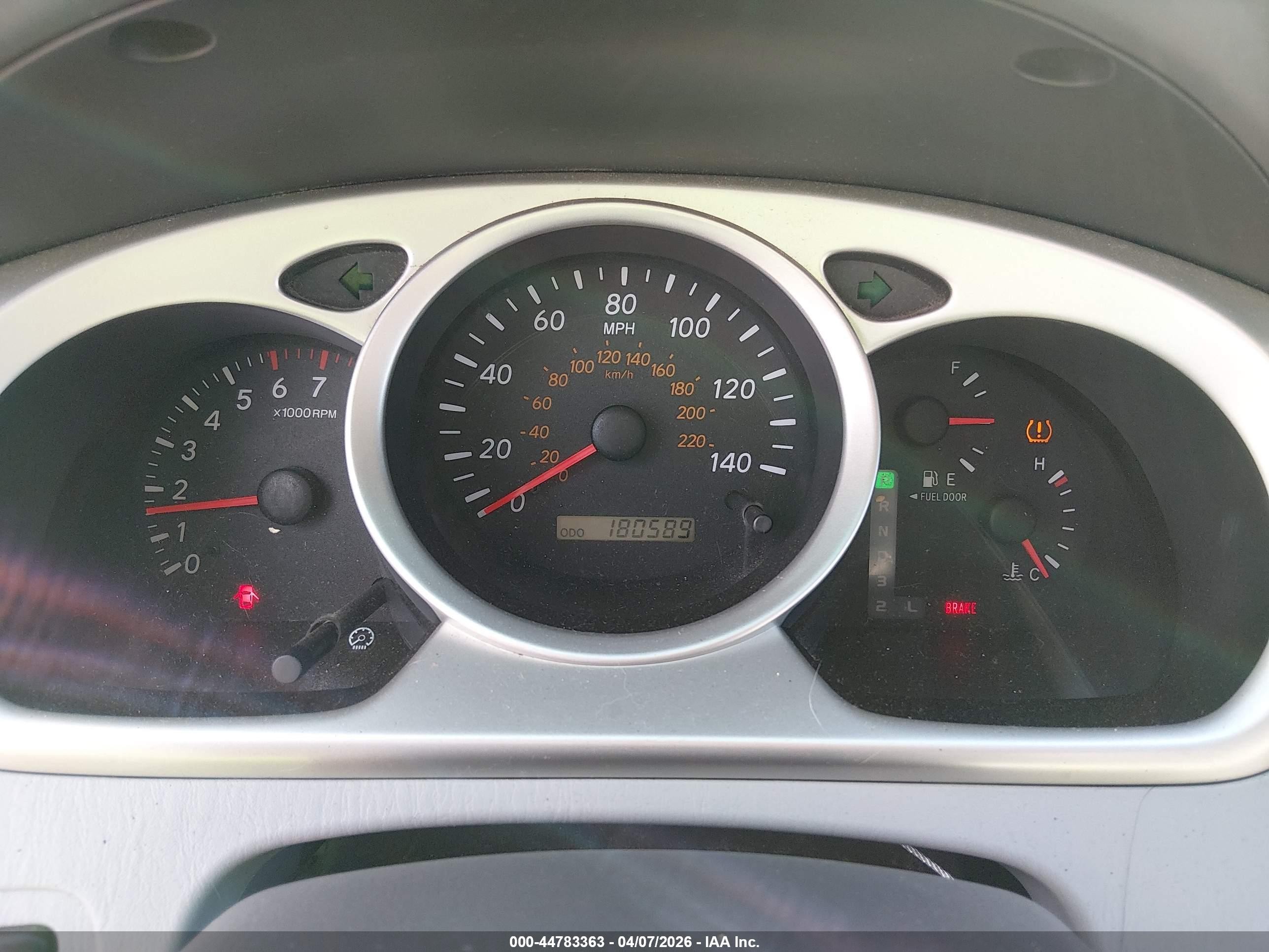 2006 Toyota Highlander V6 Silver vin: JTEEP21A260158588