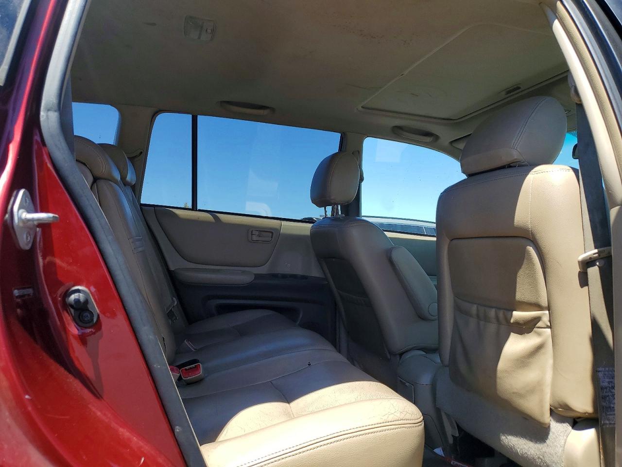 2007 Toyota Highlander Base Red vin: JTEEP21A270224526