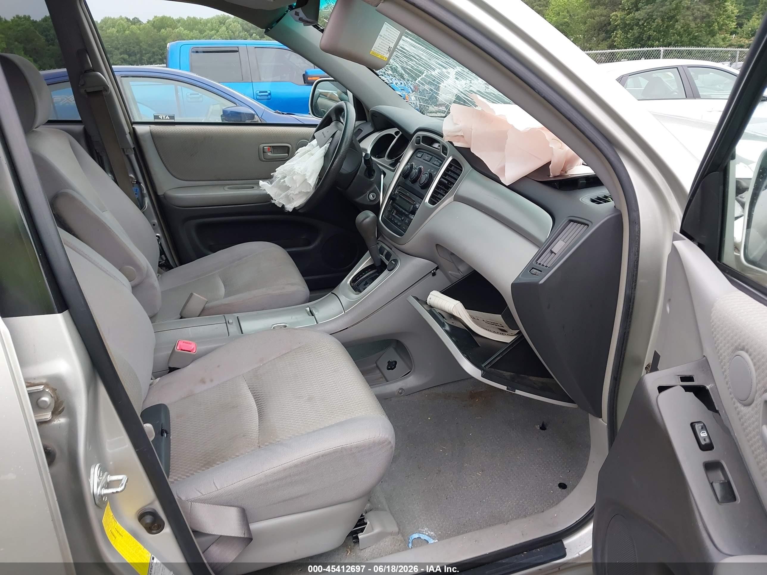 2004 Toyota Highlander V6 Серебряный vin: JTEEP21A340016831