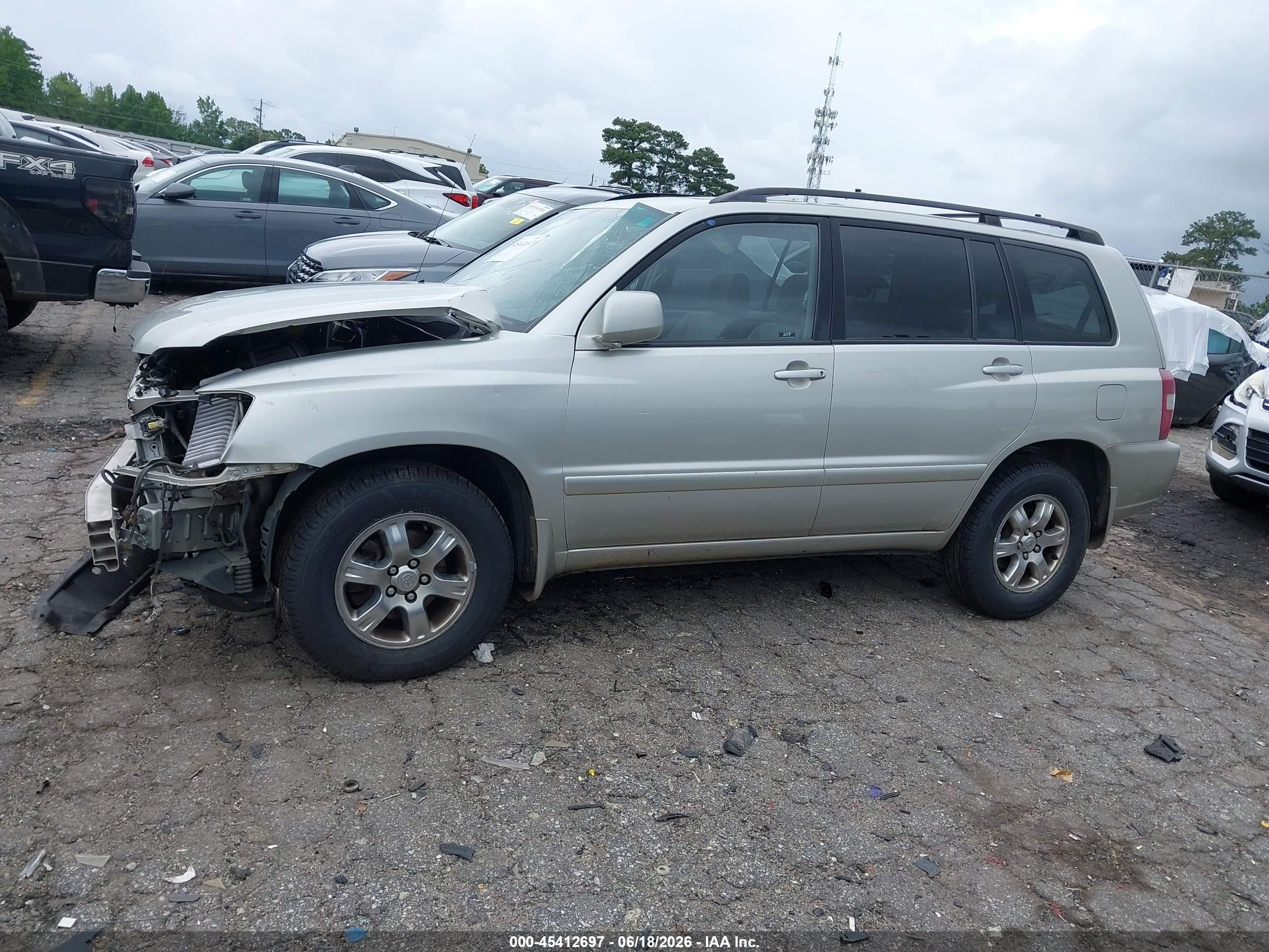 2004 Toyota Highlander V6 Серебряный vin: JTEEP21A340016831