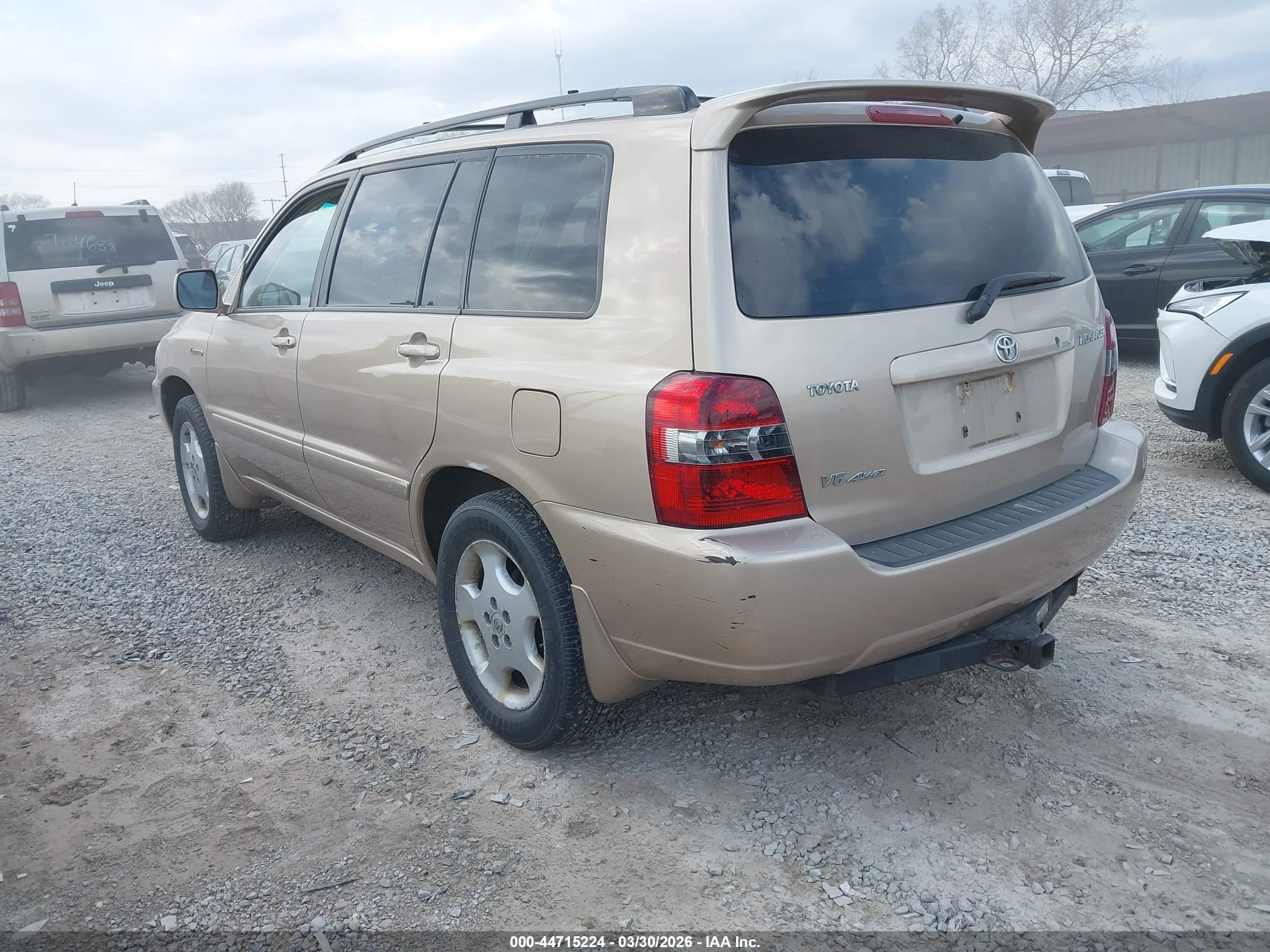 2004 Toyota Highlander Limited V6 Gold vin: JTEEP21A340038313