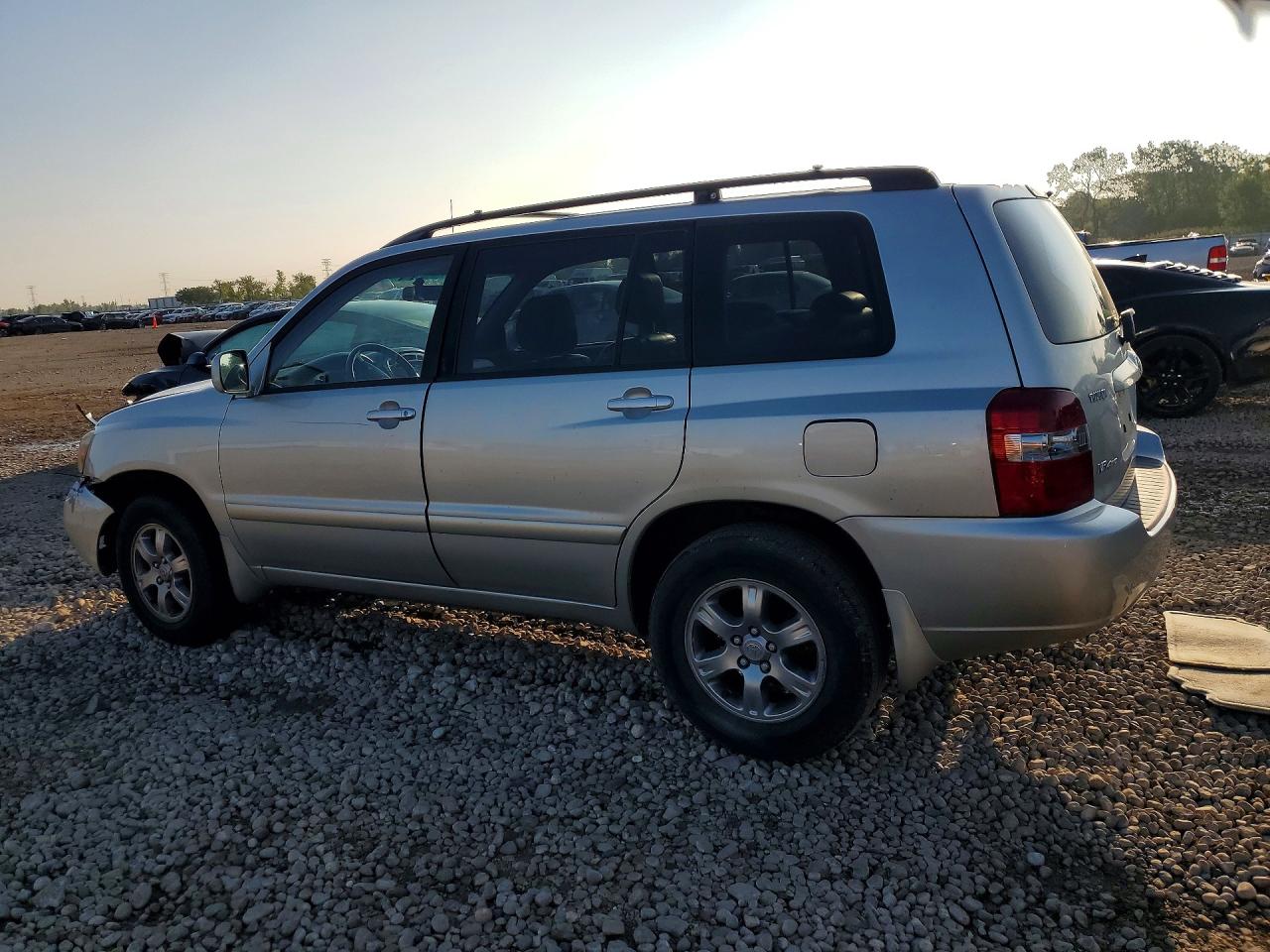 2004 Toyota Highlander Base Silver vin: JTEEP21A340047545