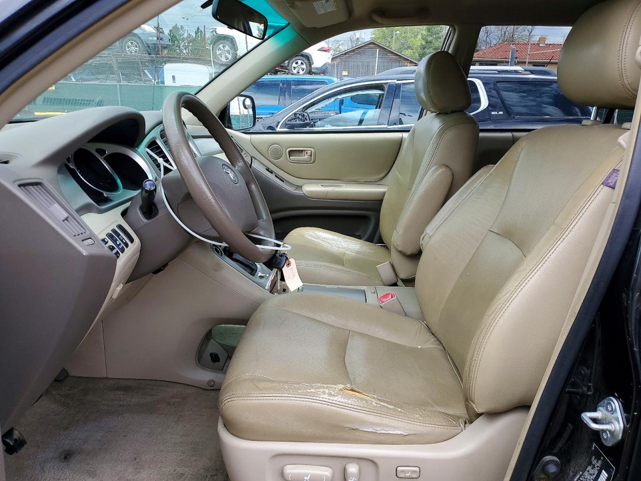 2004 Toyota Highlander Base Black vin: JTEEP21A340061297