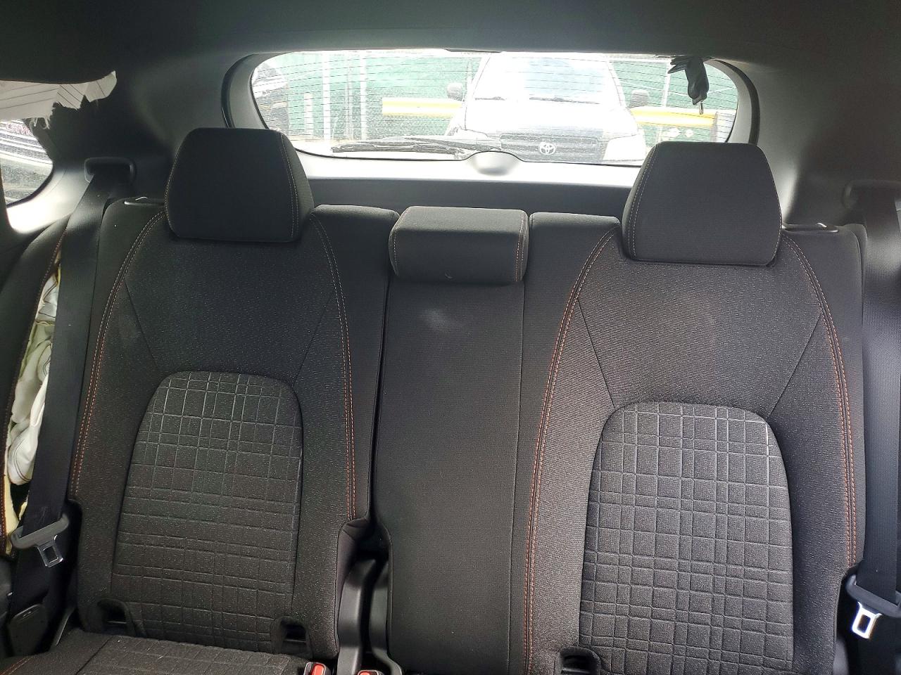 2004 Toyota Highlander Base Black vin: JTEEP21A340061297