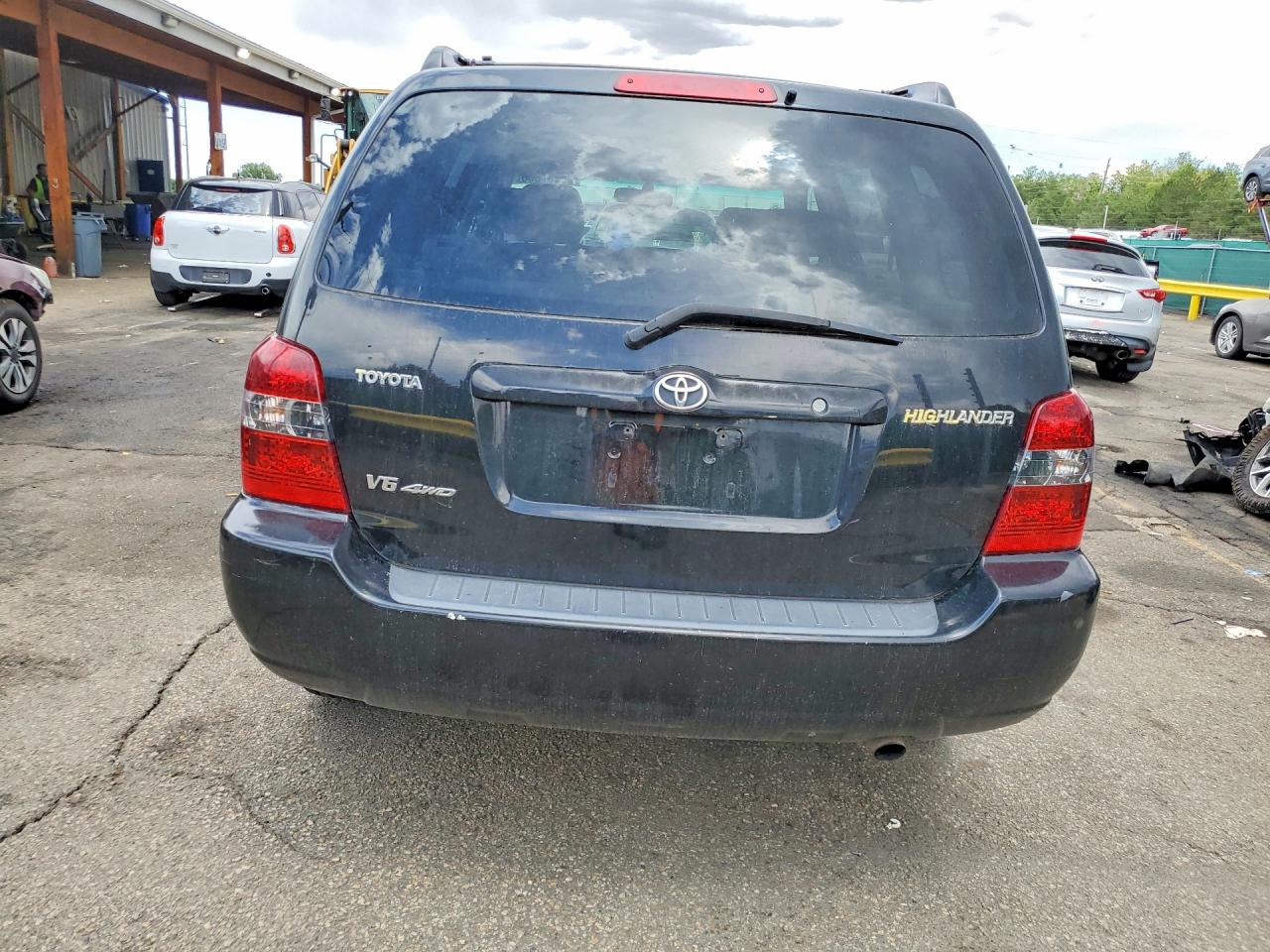 2004 Toyota Highlander Base Black vin: JTEEP21A340061297