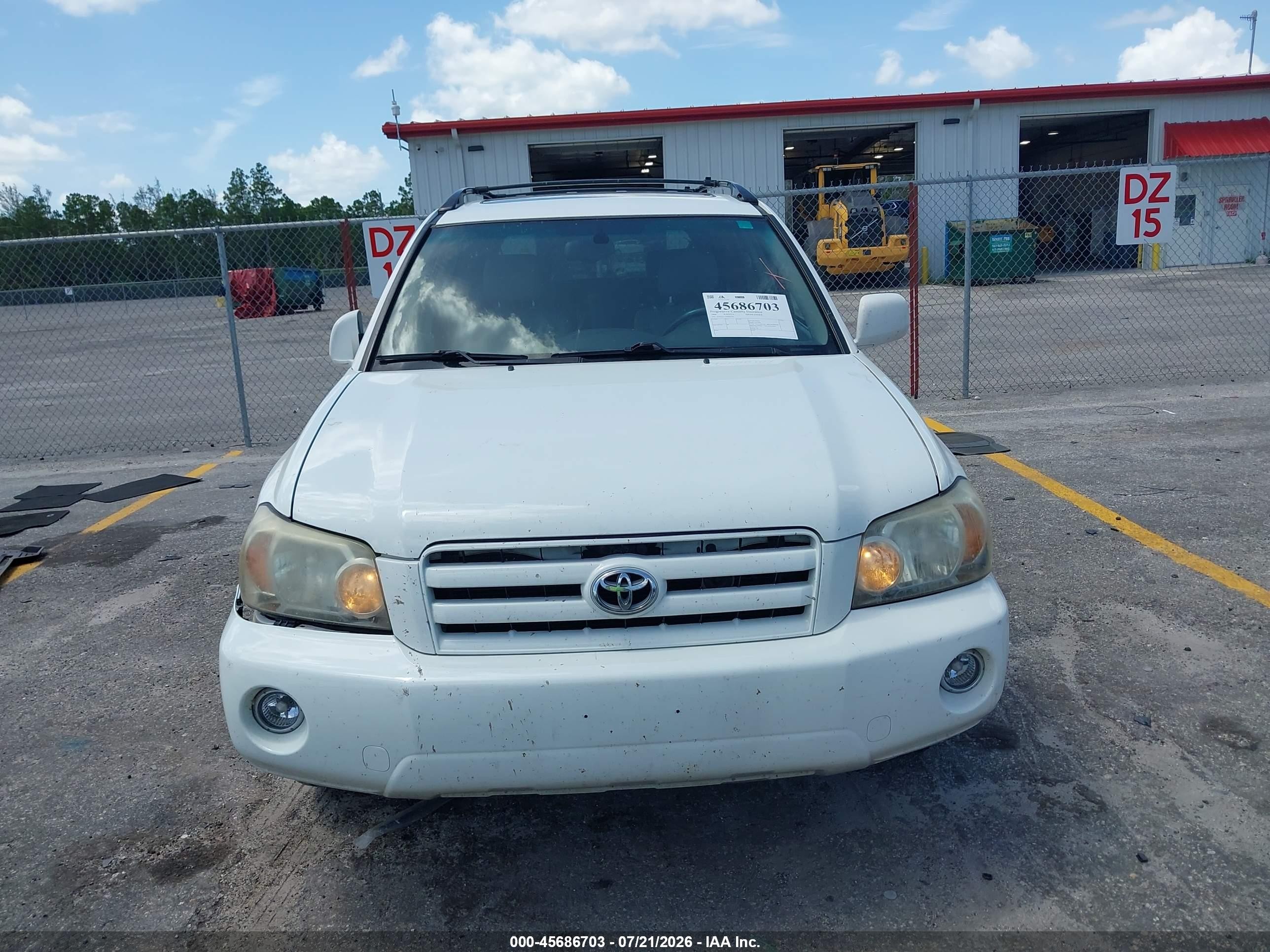 2004 Toyota Highlander Limited V6 Белый vin: JTEEP21A340066709