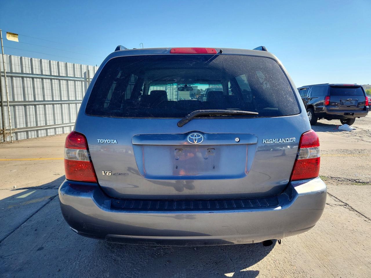 2005 Toyota Highlander Limited Blue vin: JTEEP21A350073189