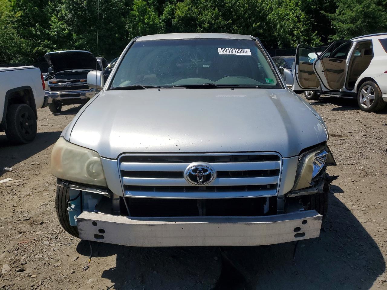2005 Toyota Highlander Limited Silver vin: JTEEP21A350080899