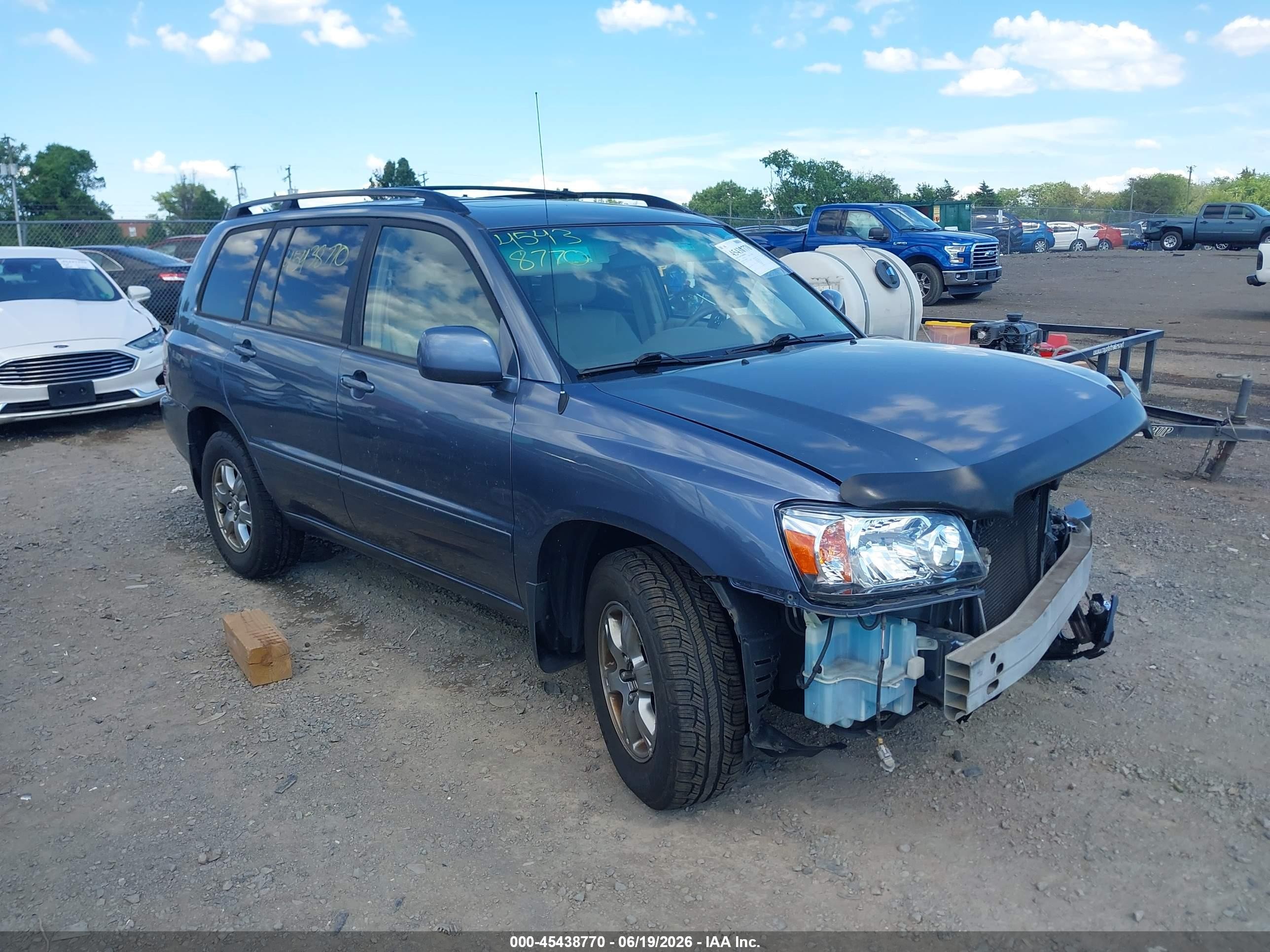 2005 Toyota Highlander V6 Gray vin: JTEEP21A350090588