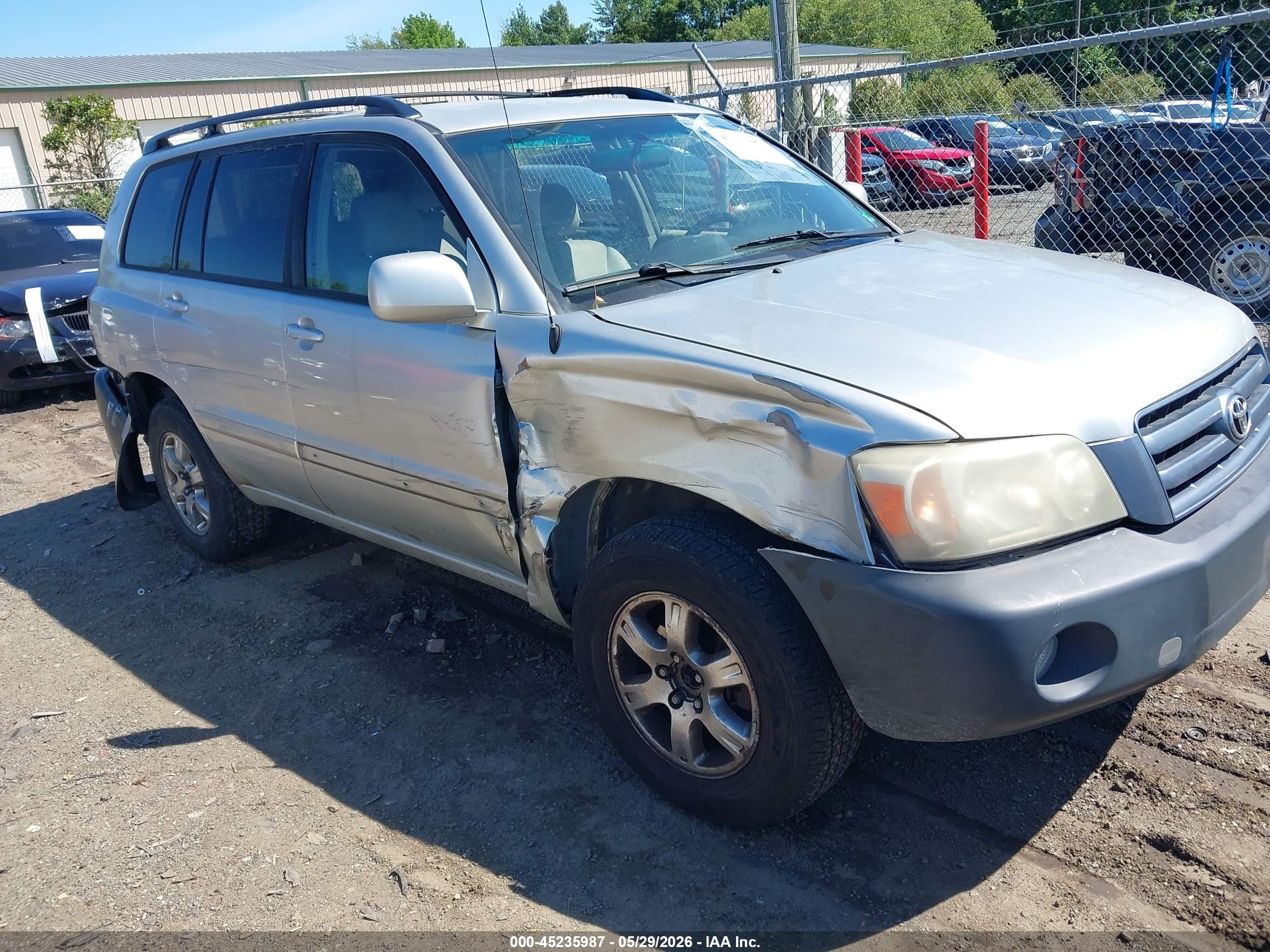 2005 Toyota Highlander V6 Silver vin: JTEEP21A350095368