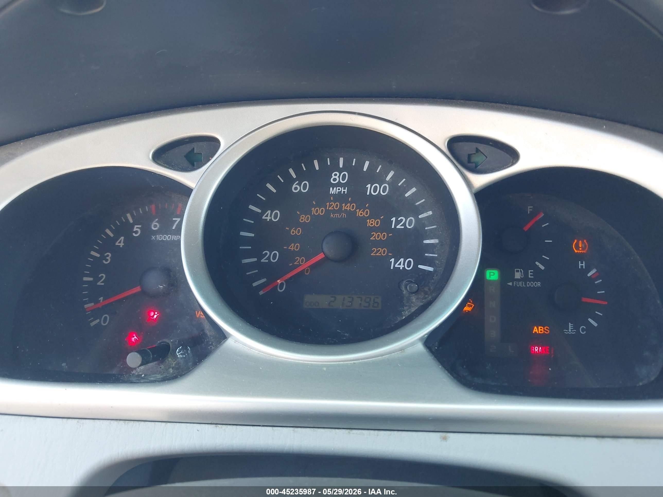 2005 Toyota Highlander V6 Silver vin: JTEEP21A350095368