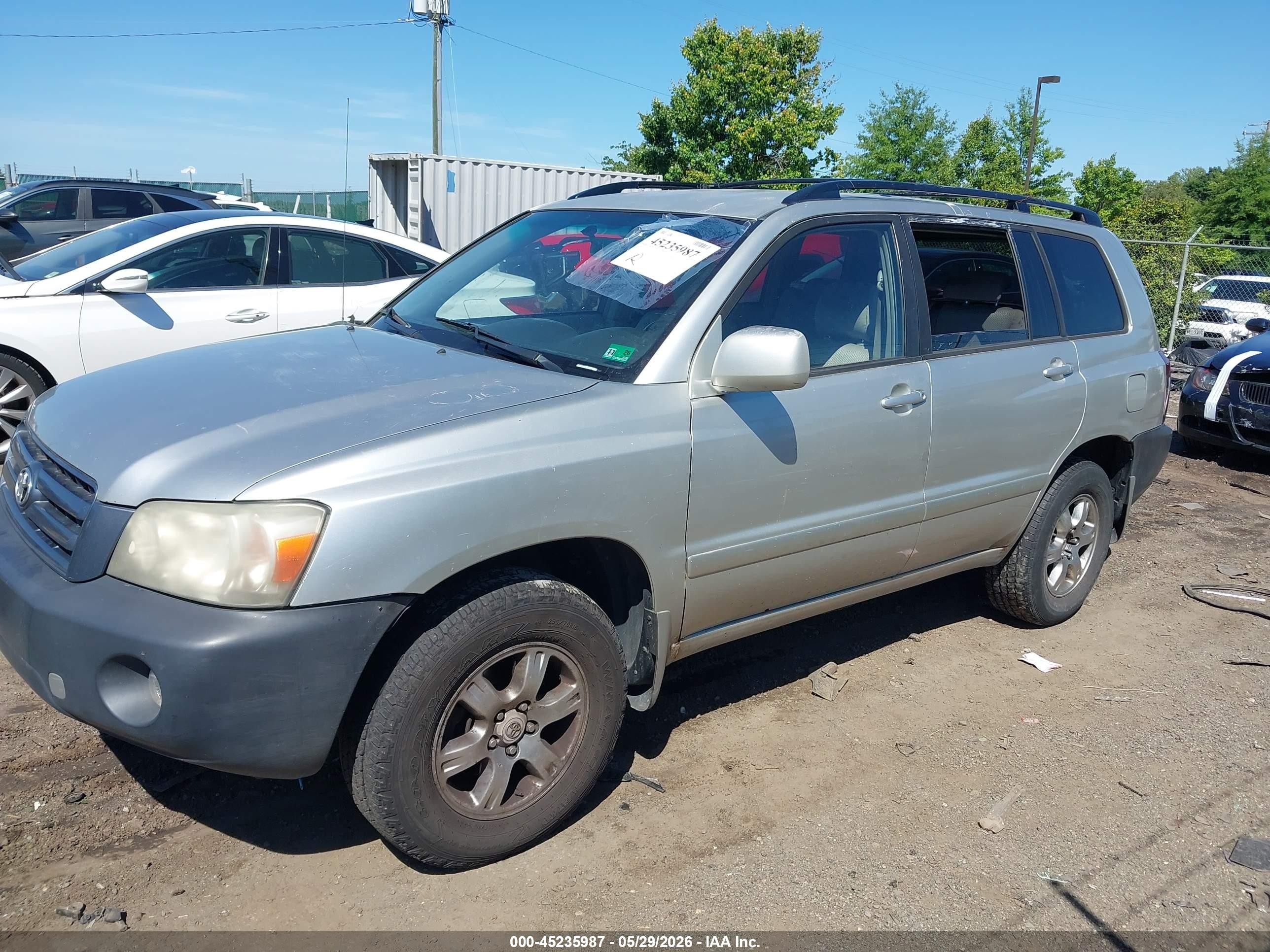 2005 Toyota Highlander V6 Silver vin: JTEEP21A350095368