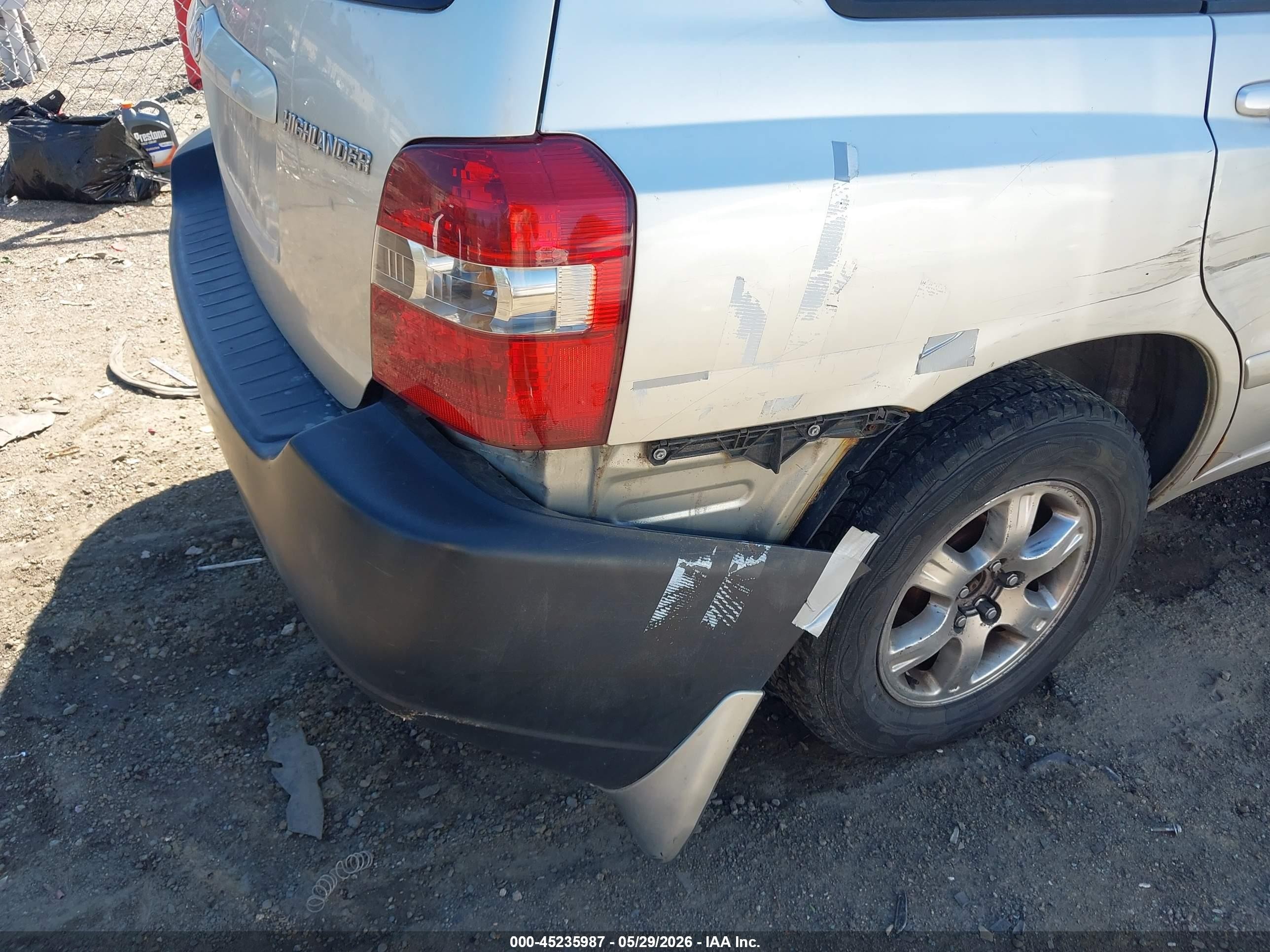 2005 Toyota Highlander V6 Silver vin: JTEEP21A350095368